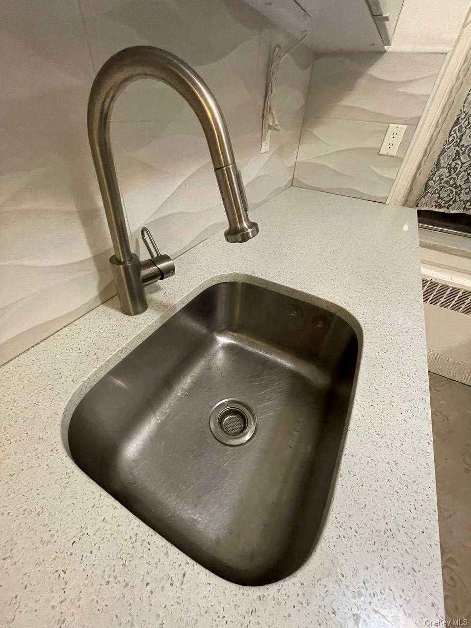 63-60 102nd Street # D7, Rego Park, NY 11374