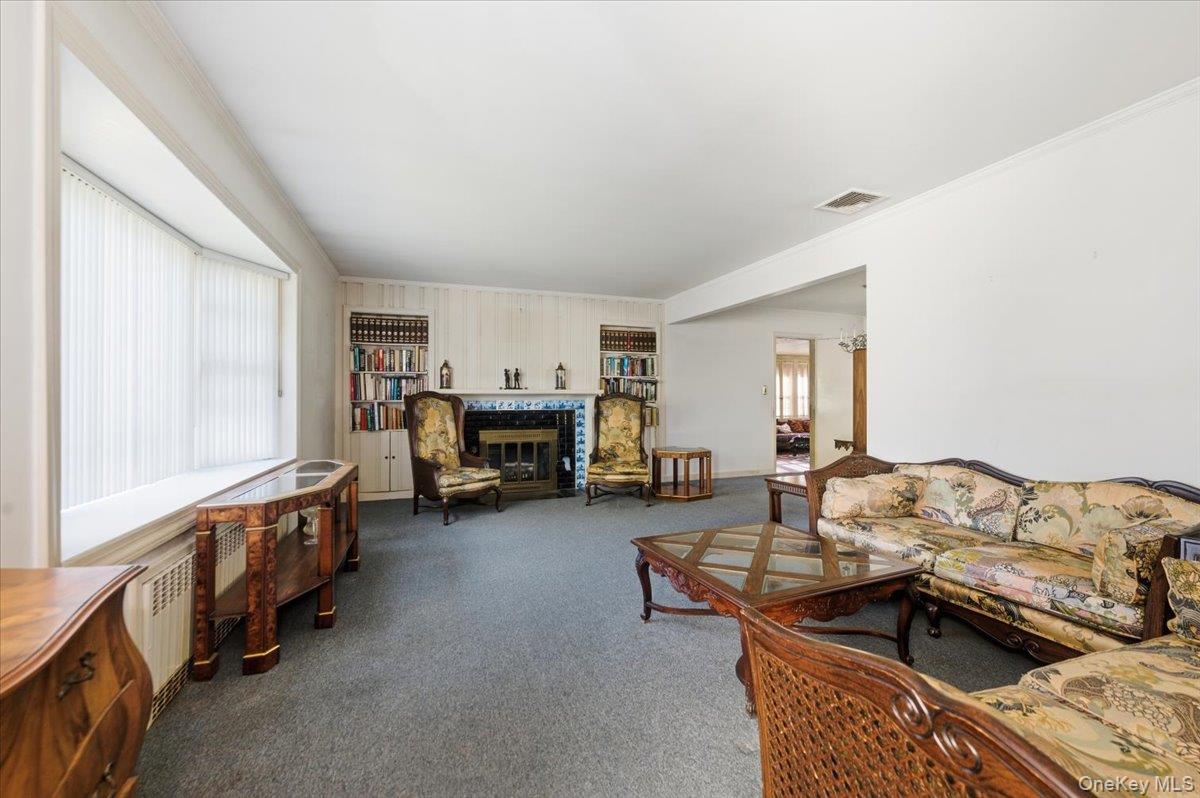 1620 Blenheim Road, Rockville Centre, NY 11570