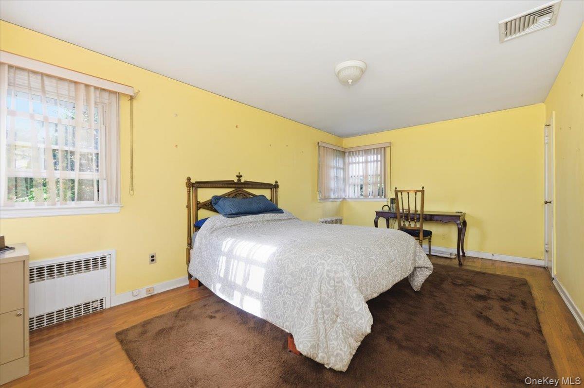 1620 Blenheim Road, Rockville Centre, NY 11570