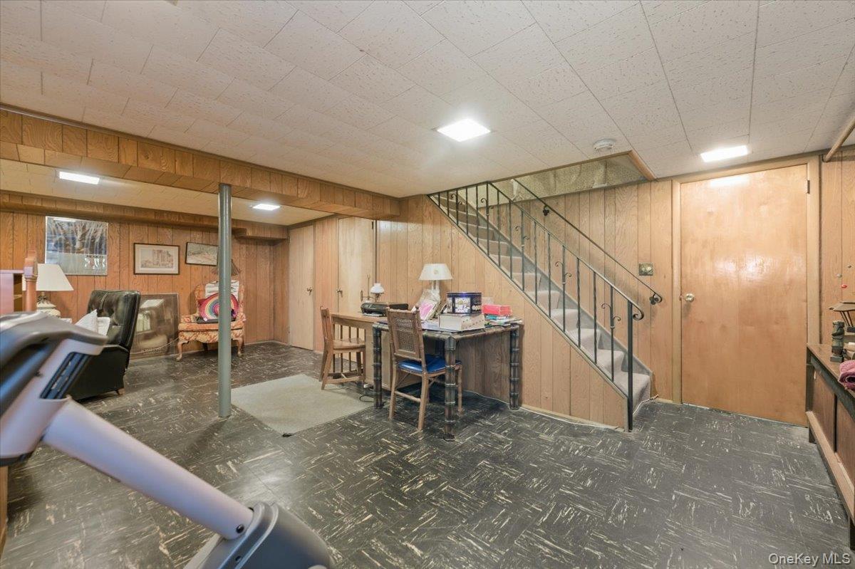 1620 Blenheim Road, Rockville Centre, NY 11570