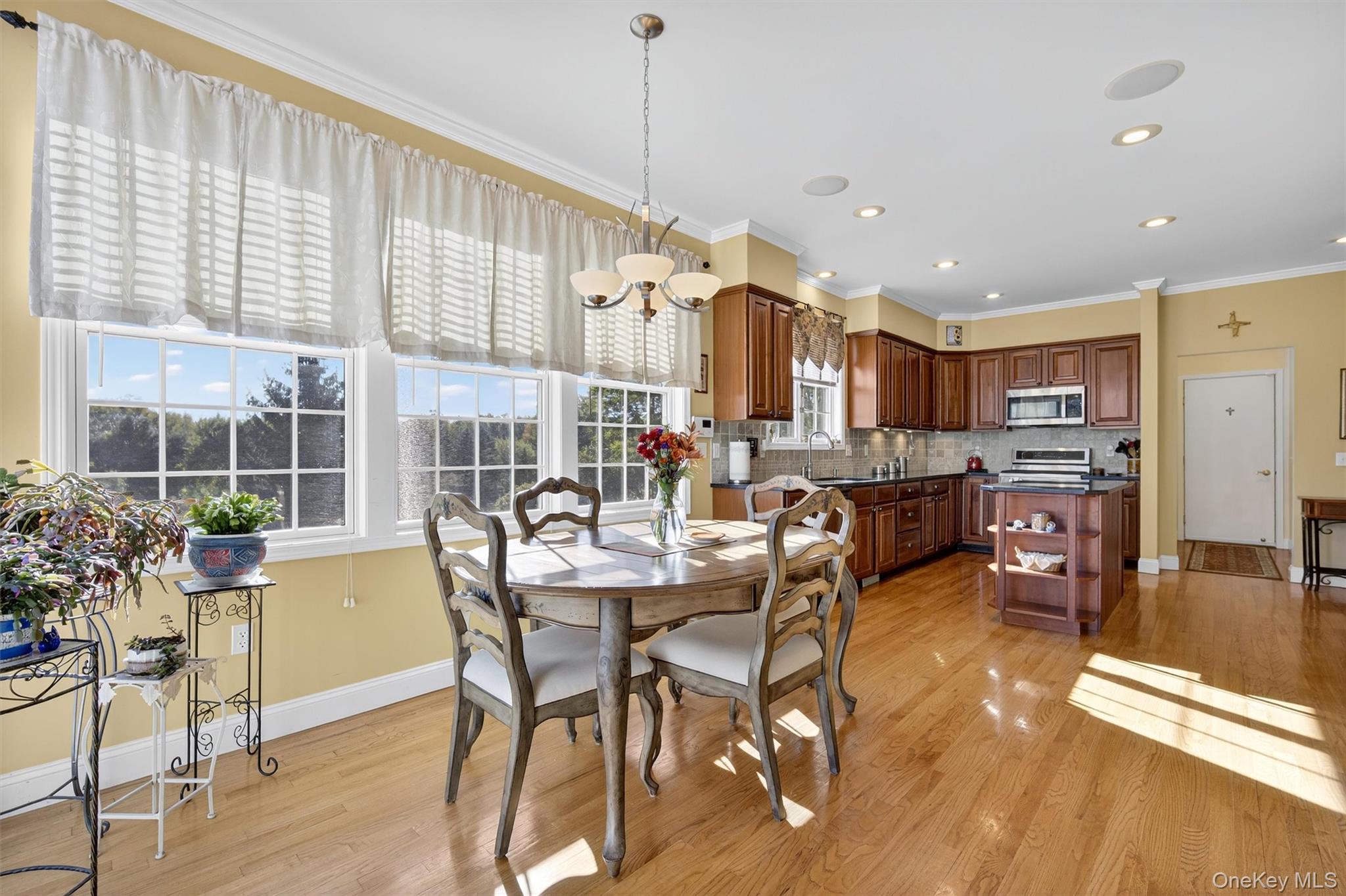 15 Champlain Drive, Hopewell Junction, NY 12533