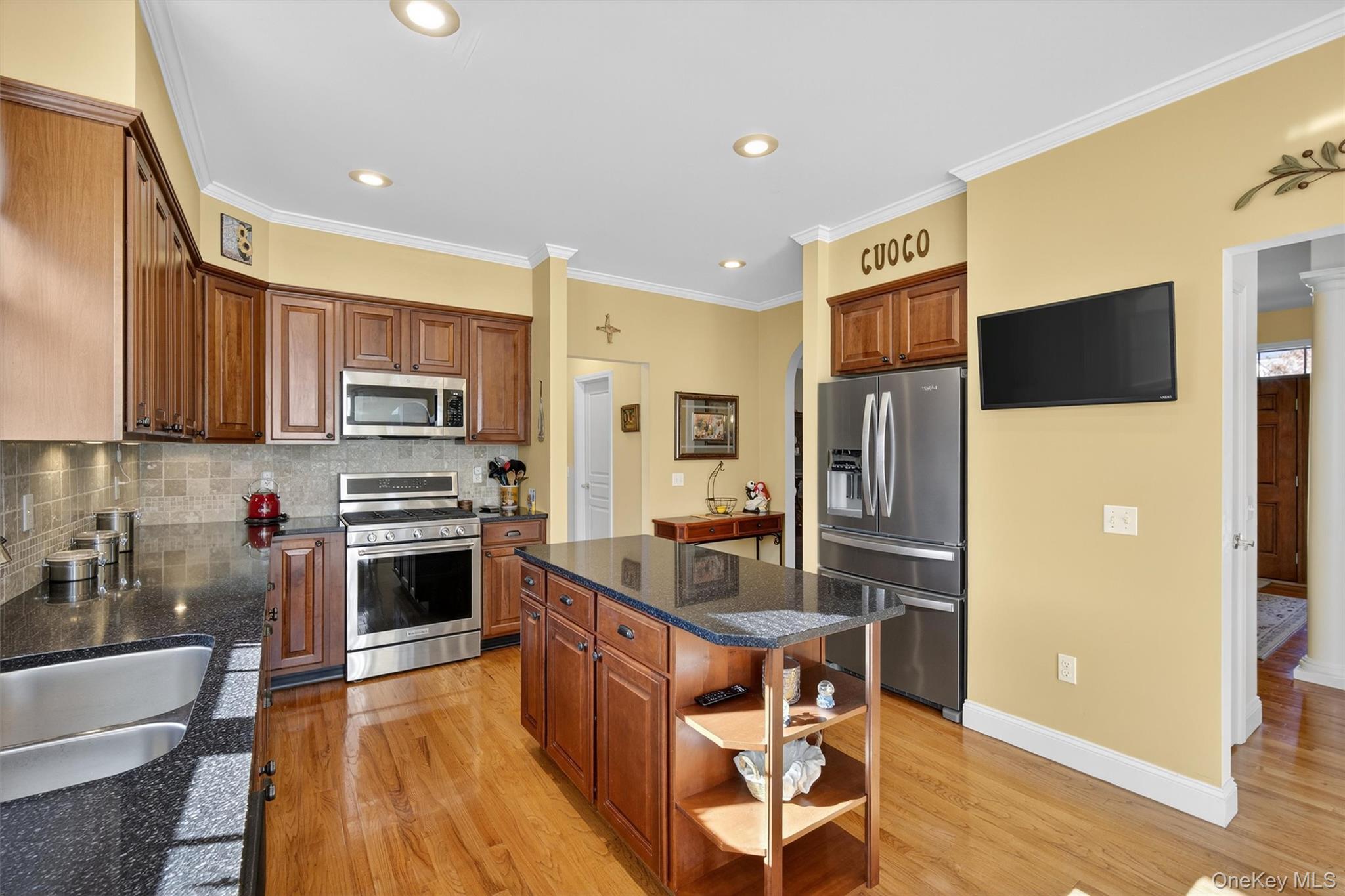 15 Champlain Drive, Hopewell Junction, NY 12533