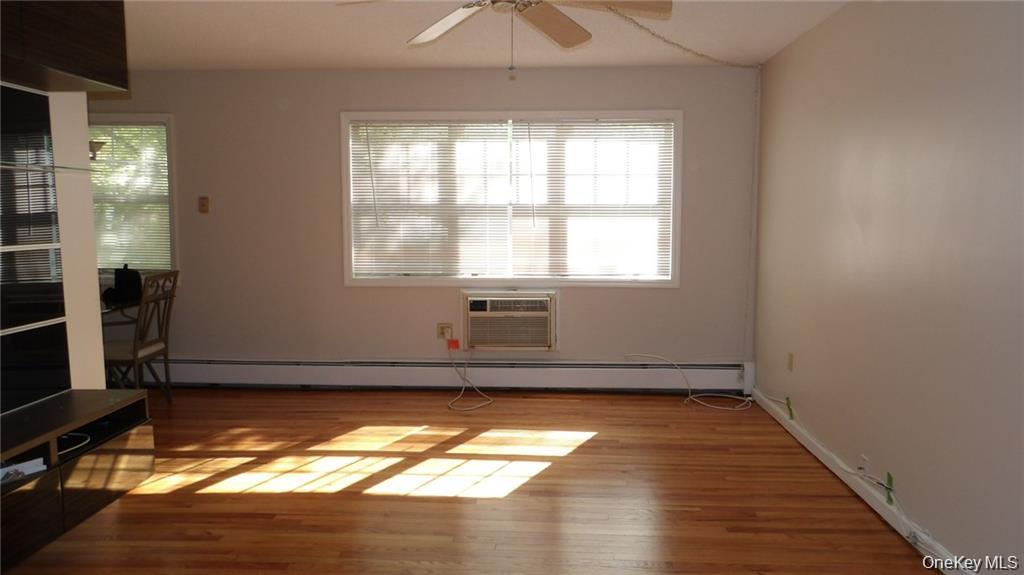 502 Barclay Manor, Newburgh, NY 12550