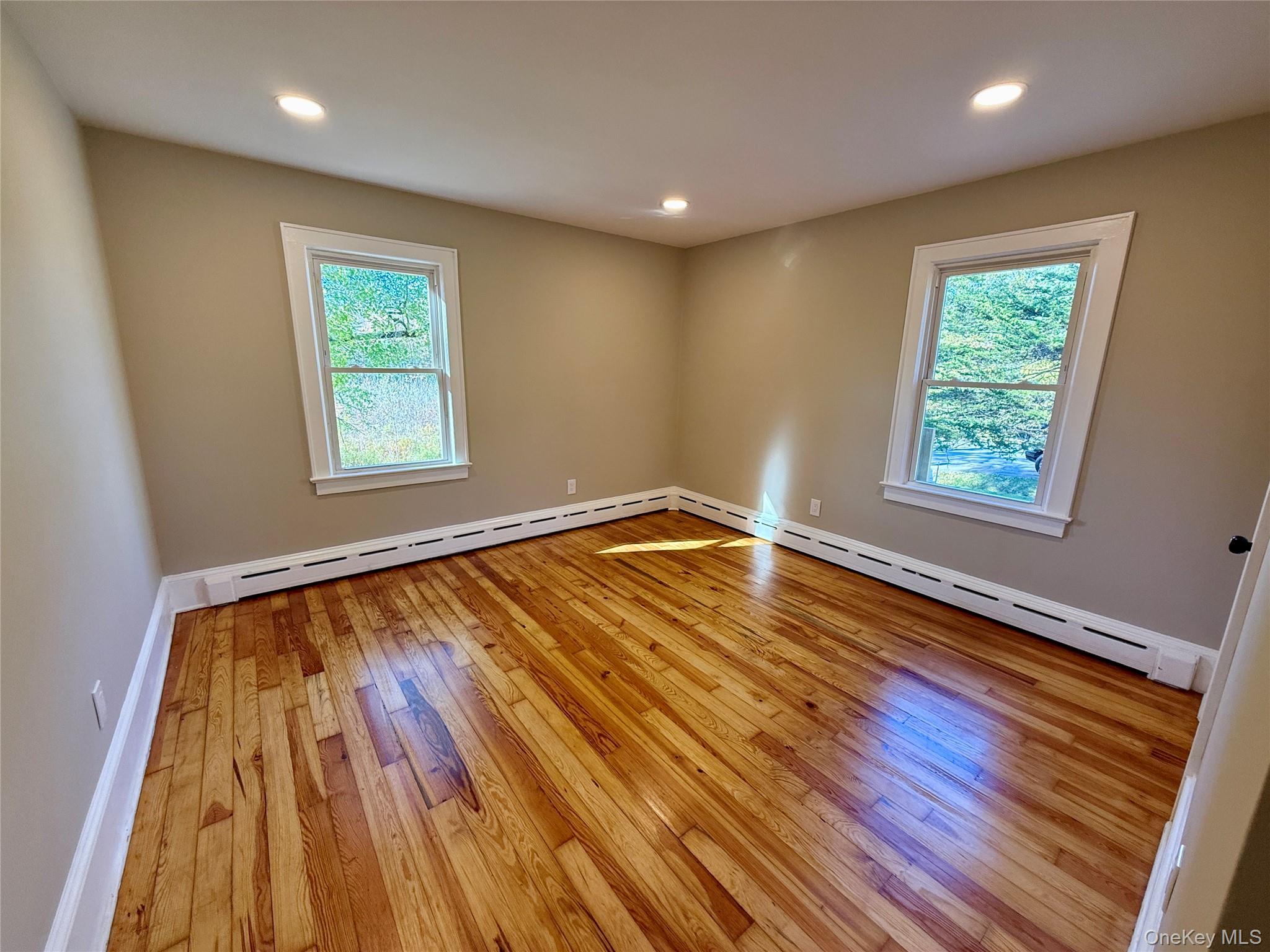 190 State Route 32 N, New Paltz, NY 12561