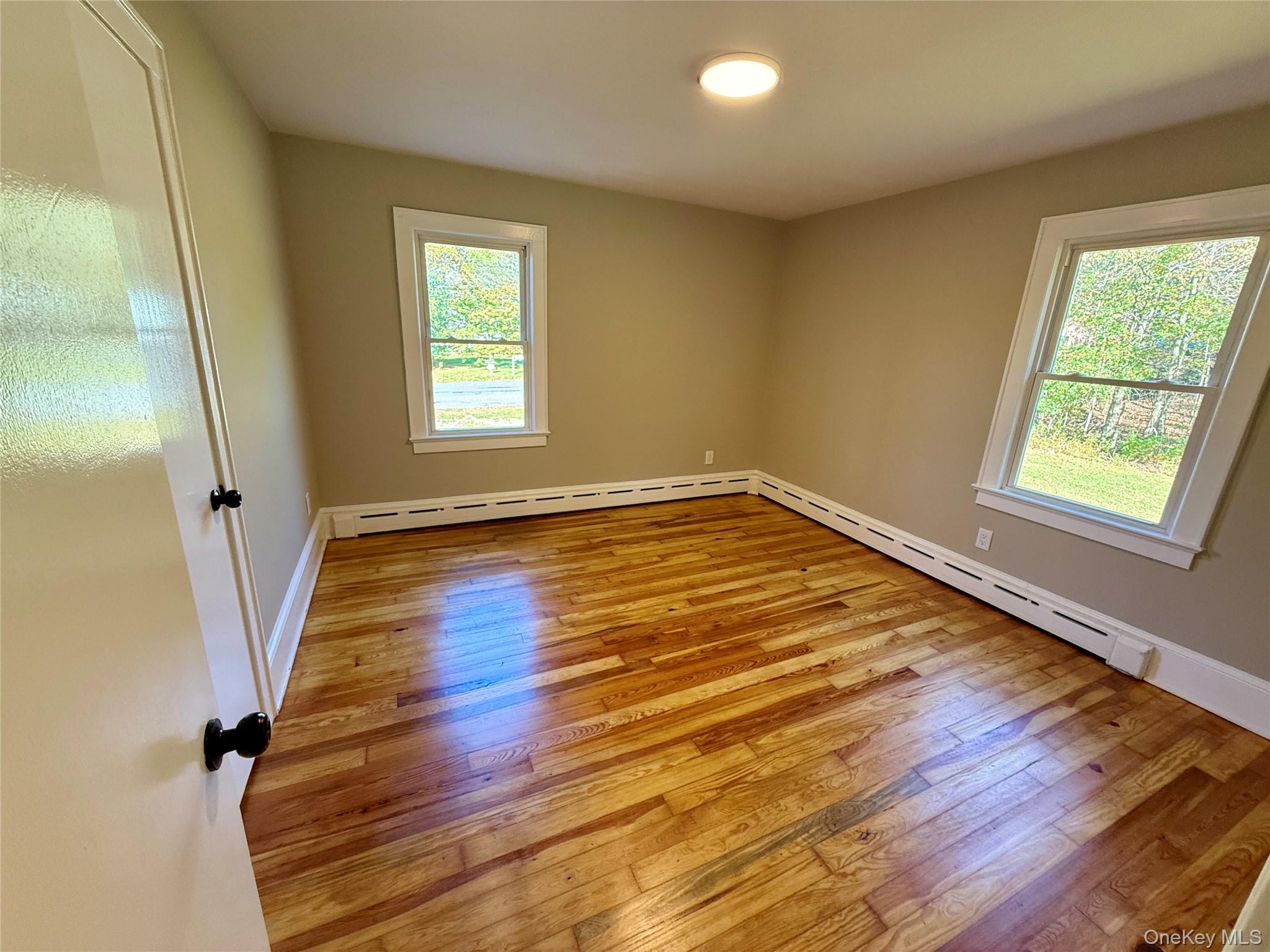 190 State Route 32 N, New Paltz, NY 12561