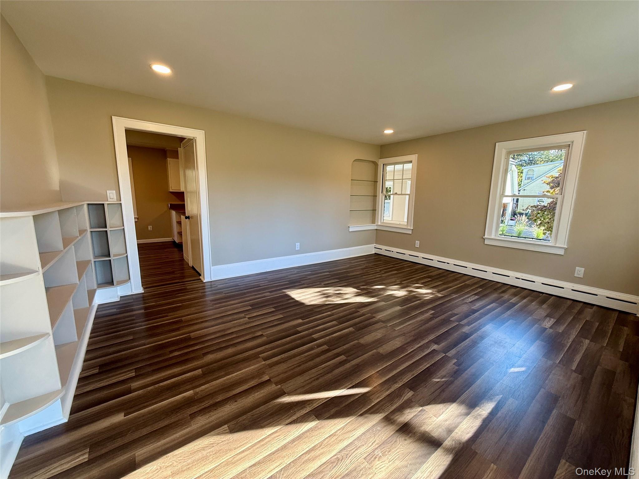 190 State Route 32 N, New Paltz, NY 12561