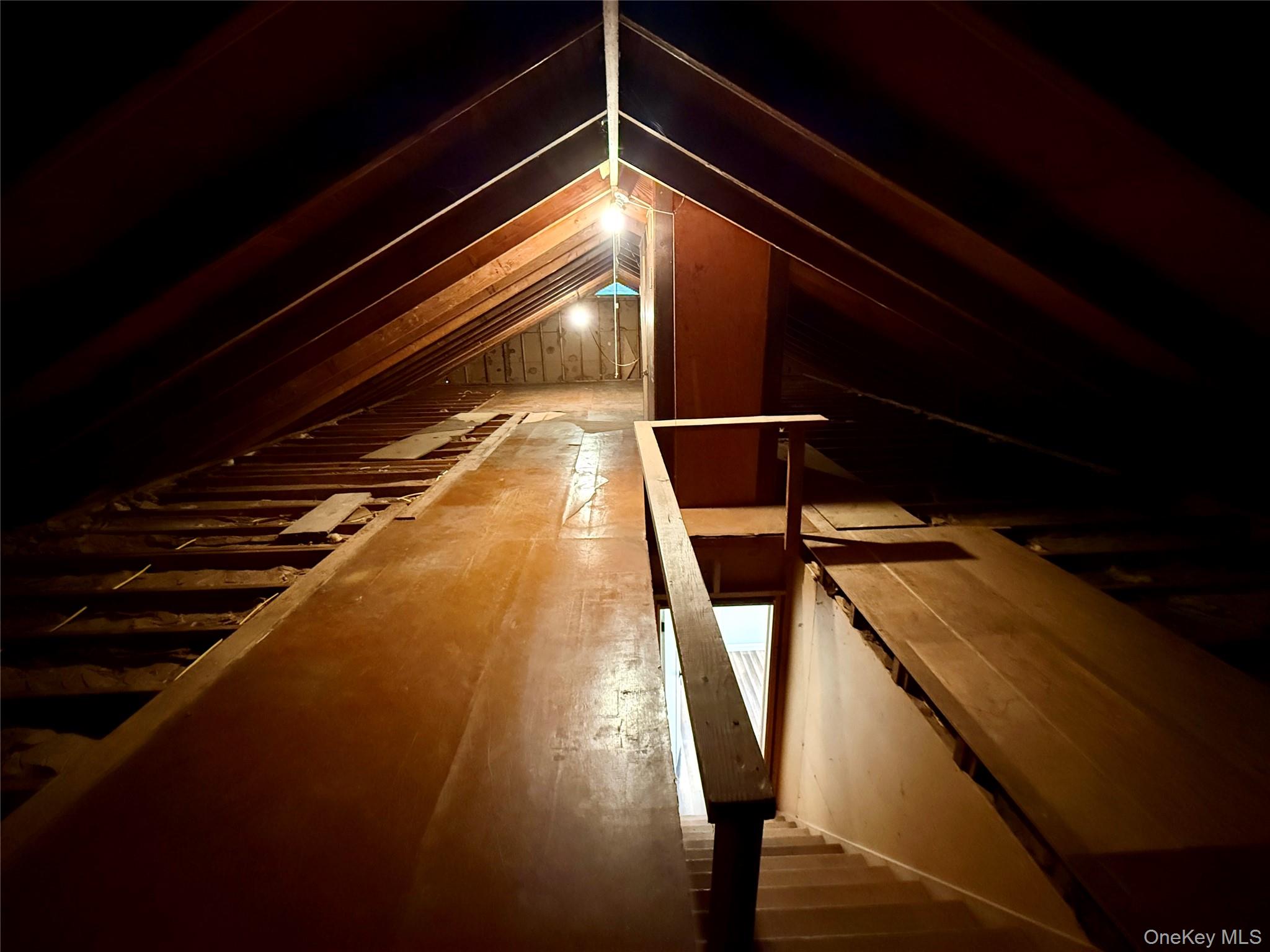 190 State Route 32 N, New Paltz, NY 12561