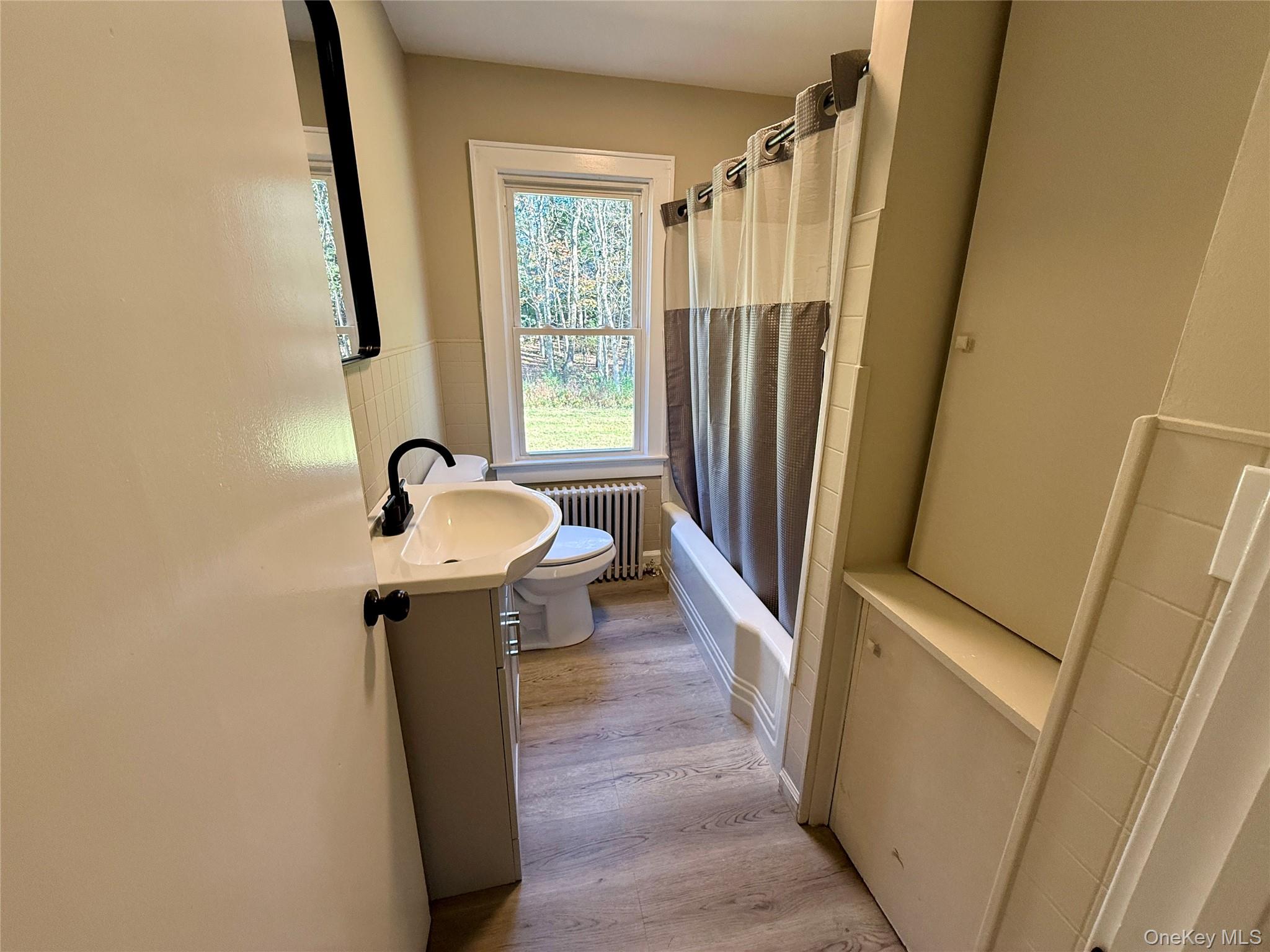 190 State Route 32 N, New Paltz, NY 12561