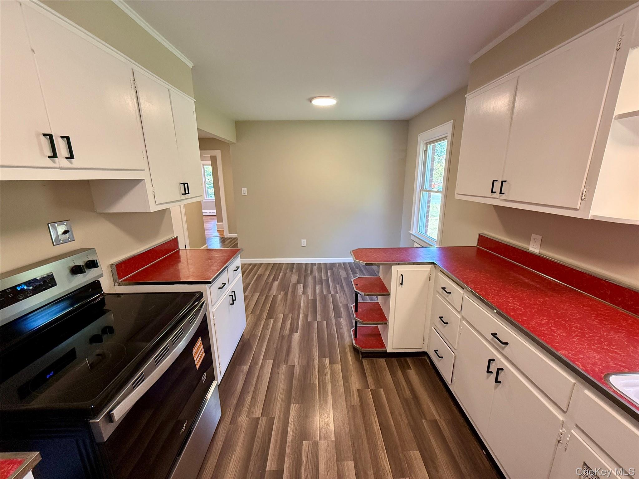 190 State Route 32 N, New Paltz, NY 12561