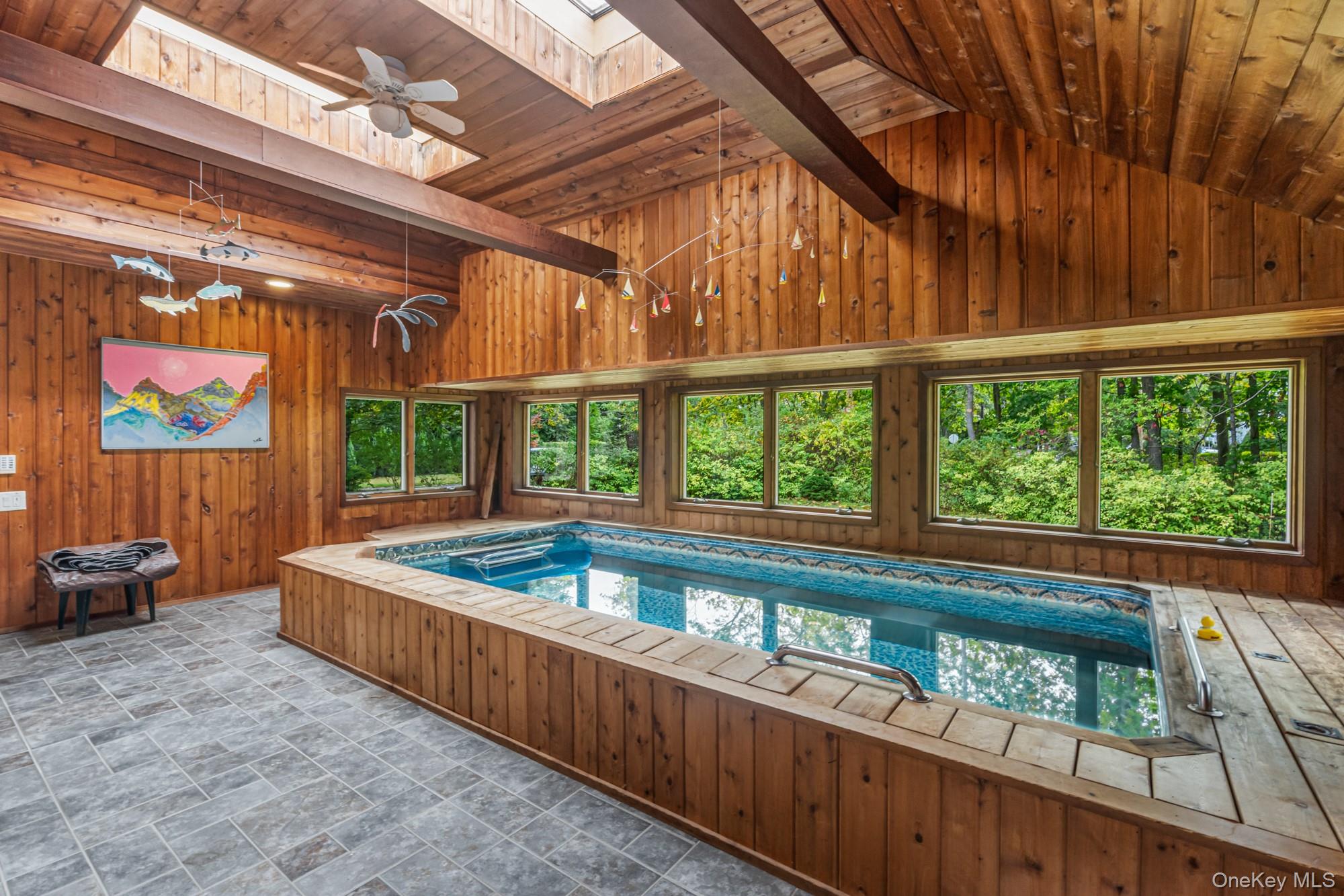 150 Montauk Highway, Westhampton, NY 11977