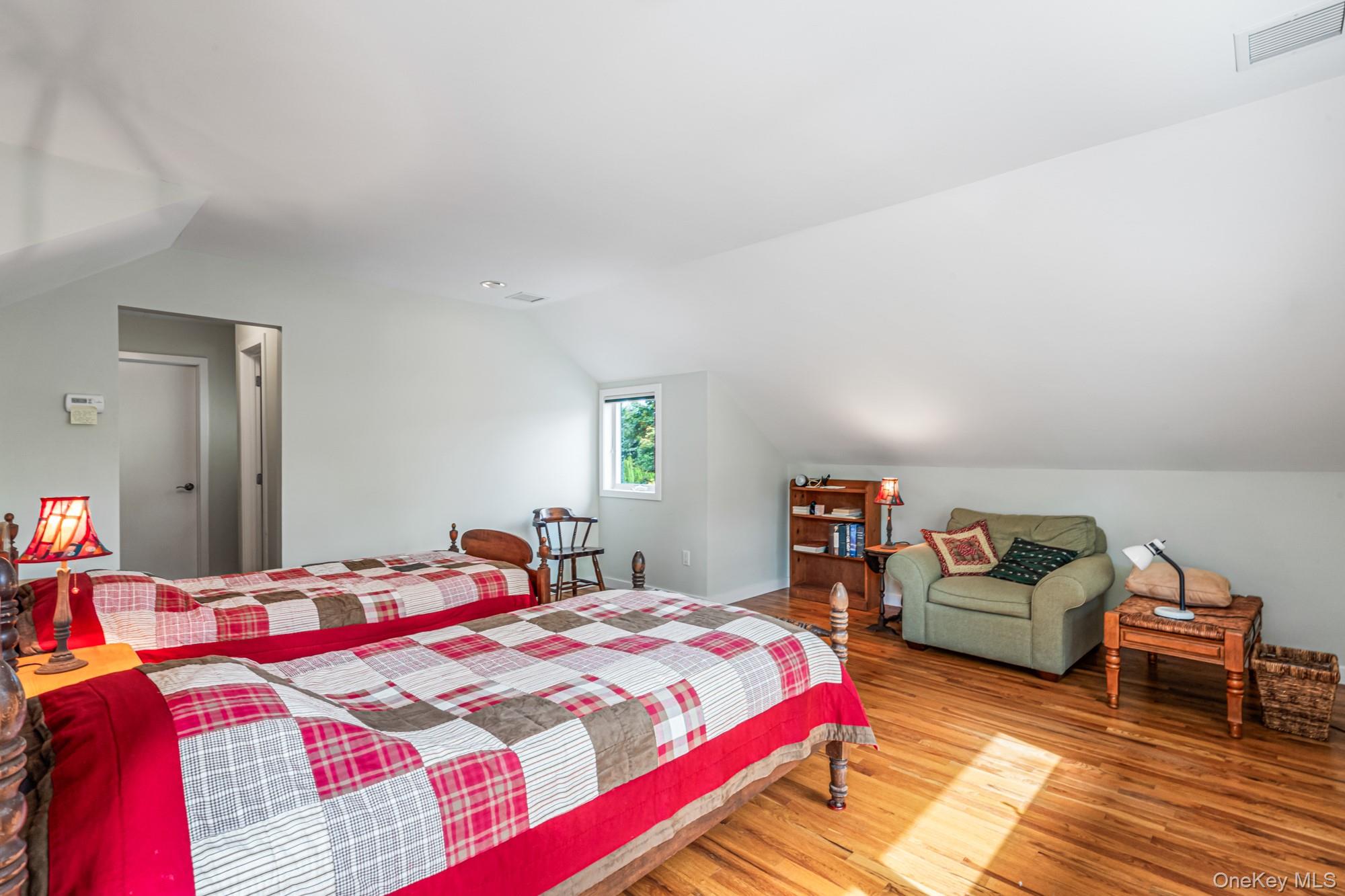 150 Montauk Highway, Westhampton, NY 11977