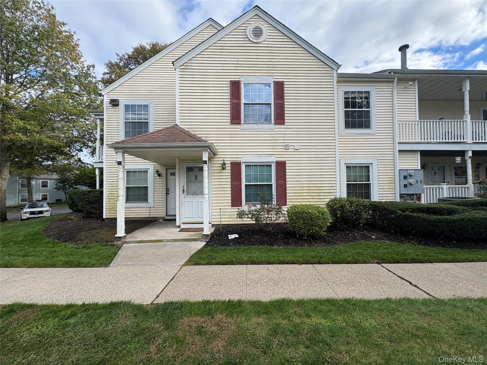 254 Fairview Circle, Middle Island, NY 11953