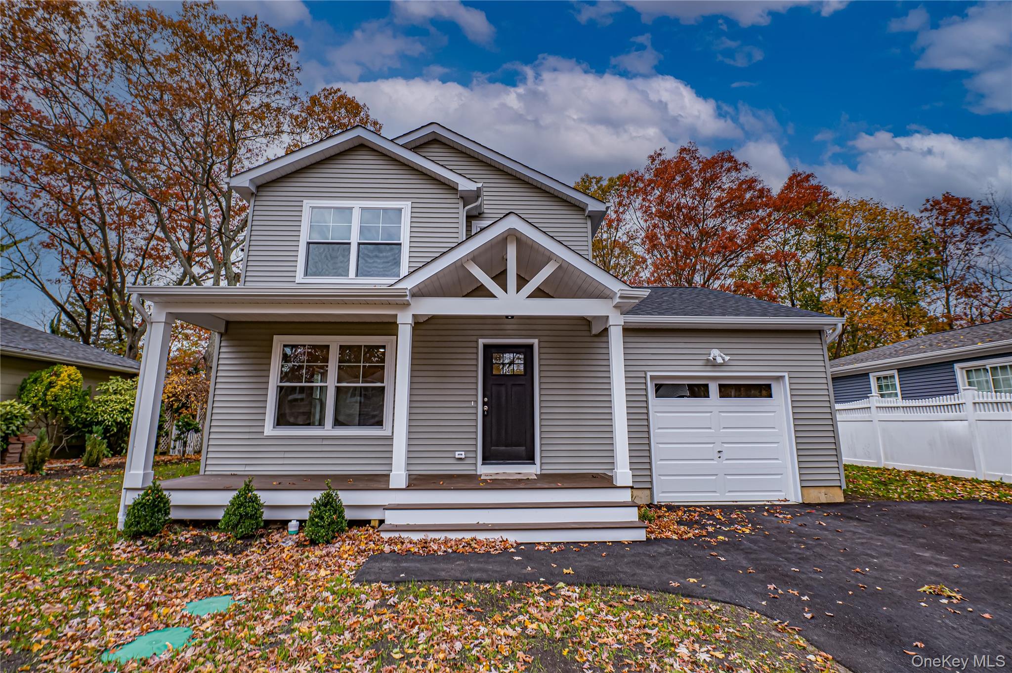 4 Forest Avenue, Port Jefferson Station, NY 11776