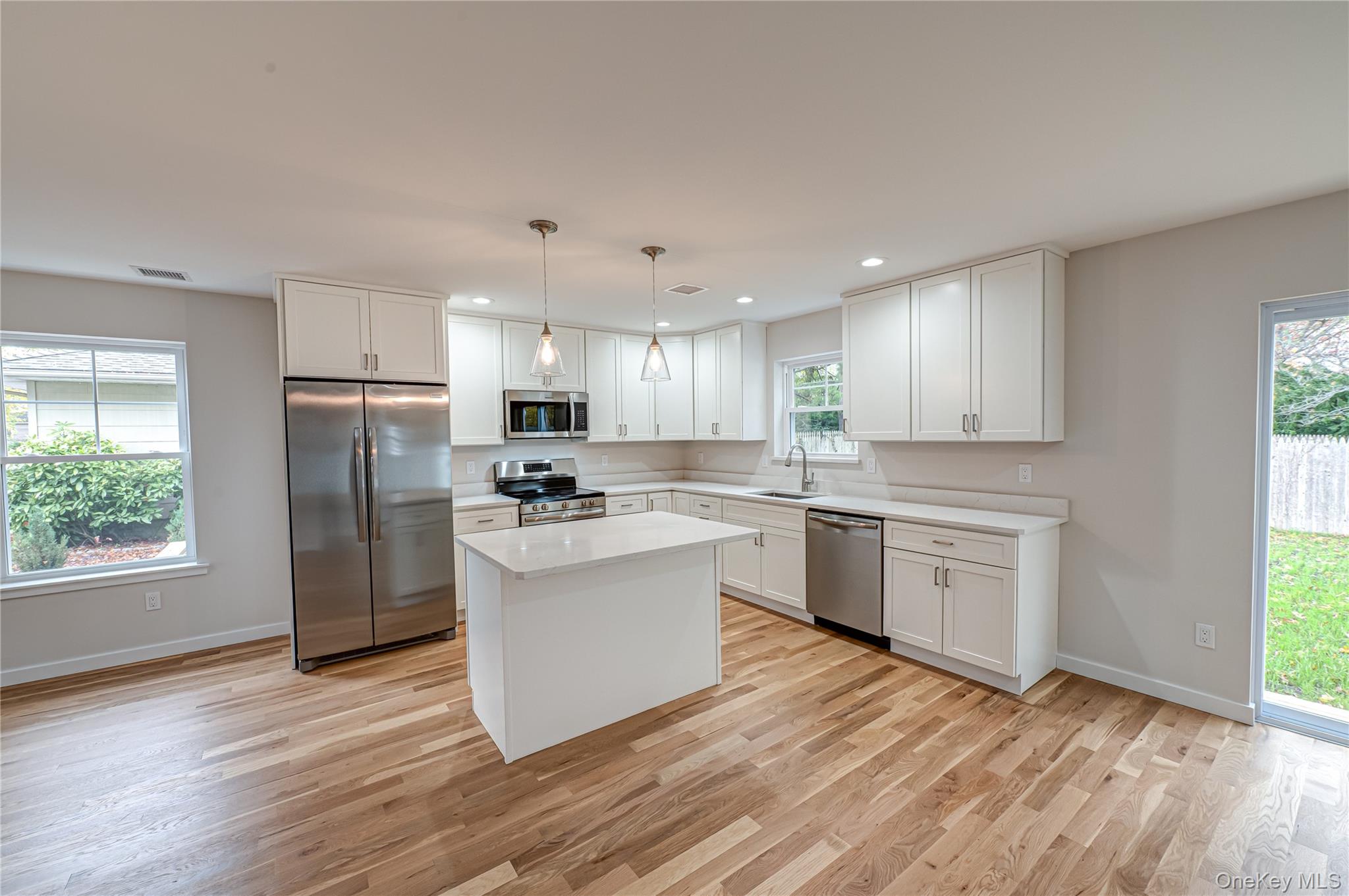 4 Forest Avenue, Port Jefferson Station, NY 11776