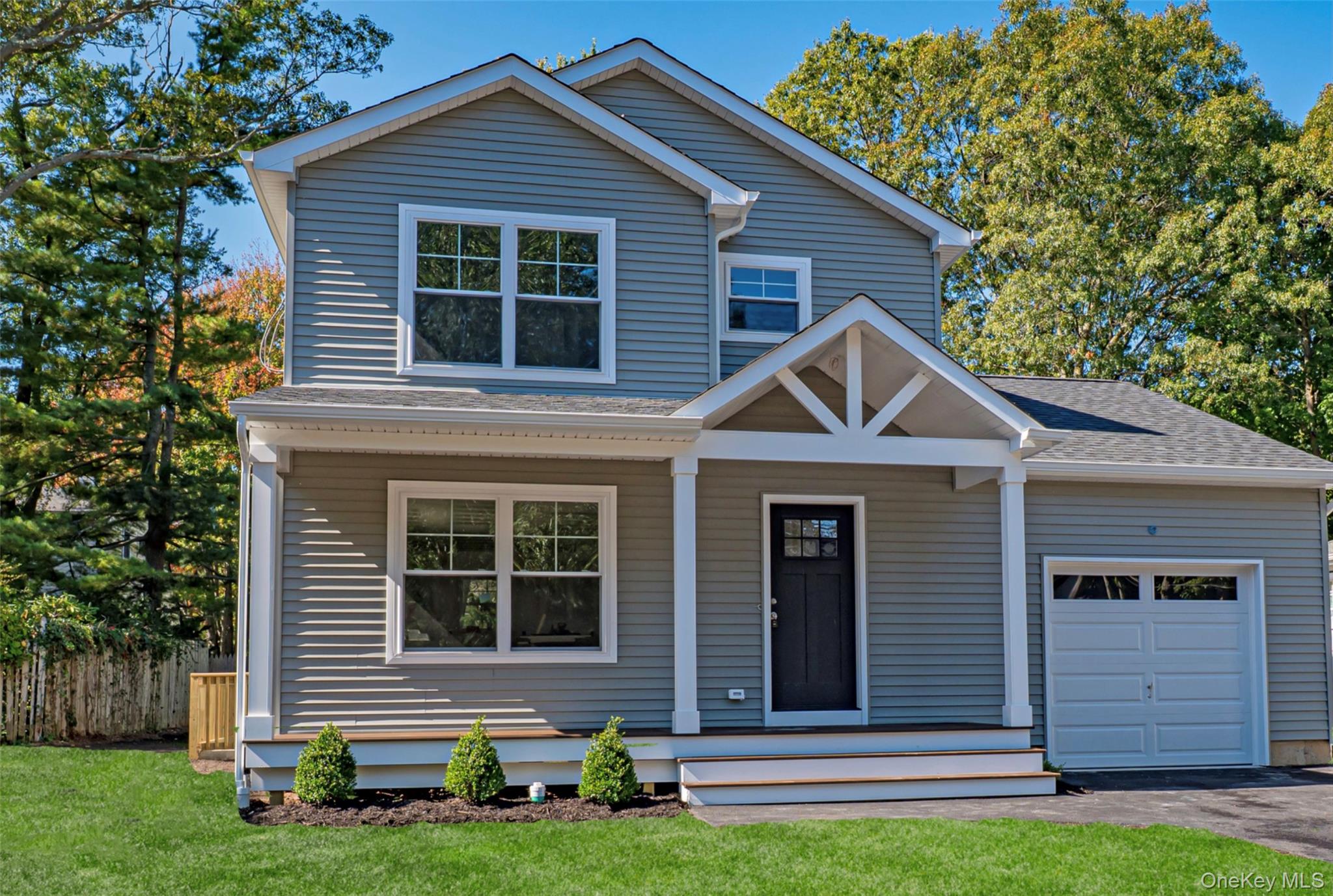 4 Forest Avenue, Port Jefferson Station, NY 11776