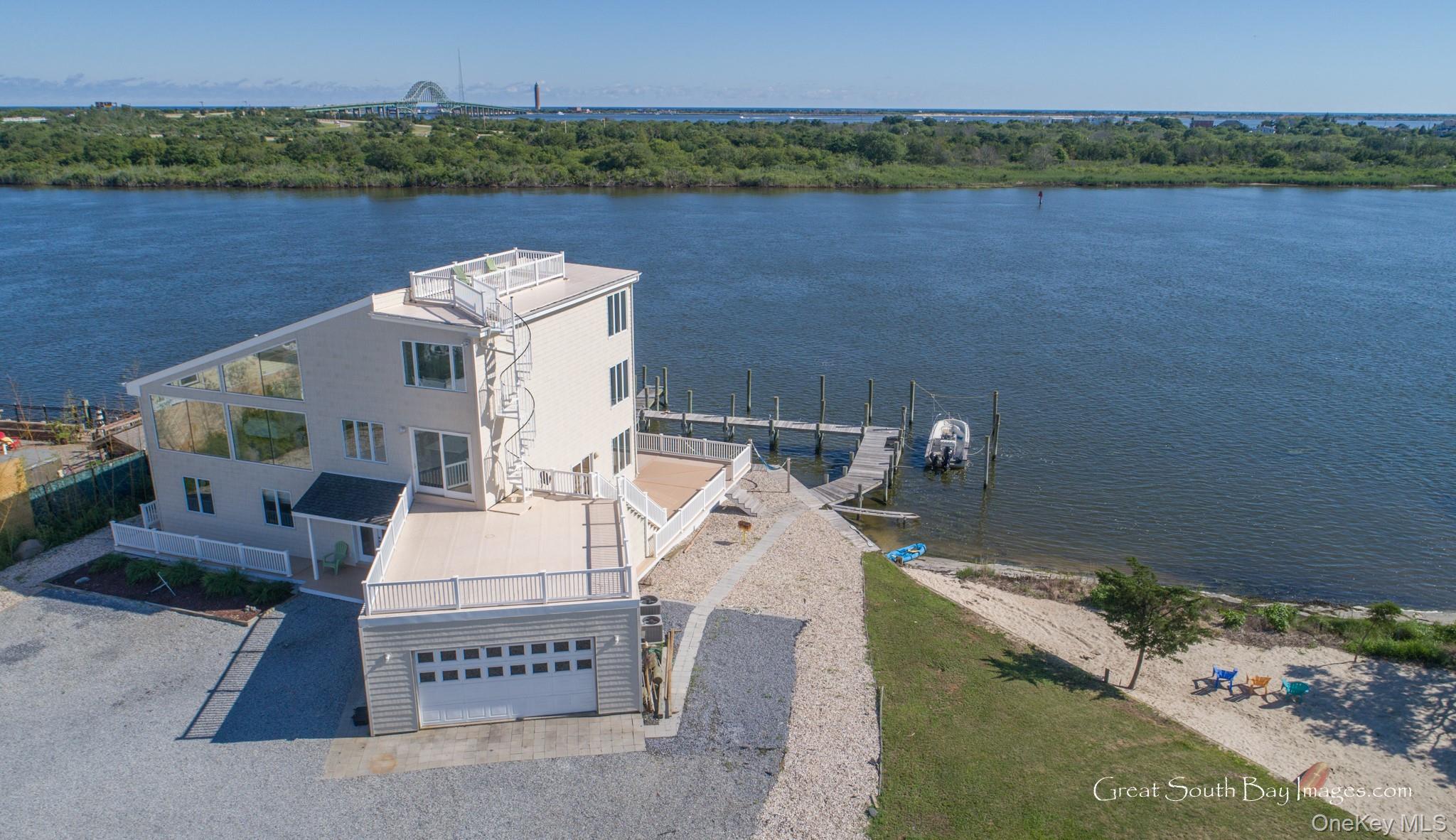 30 Captree Island, Babylon, NY 11702