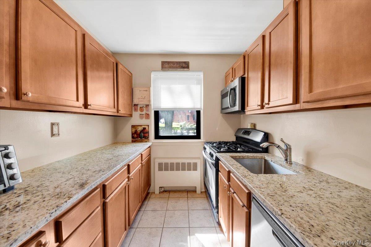 101 Beacon Hill Drive # 13, Dobbs Ferry, NY 10522