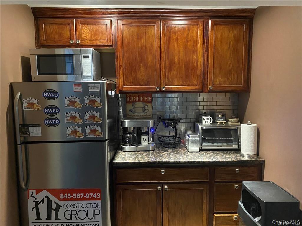 42 Windsor Highway, New Windsor, NY 12553