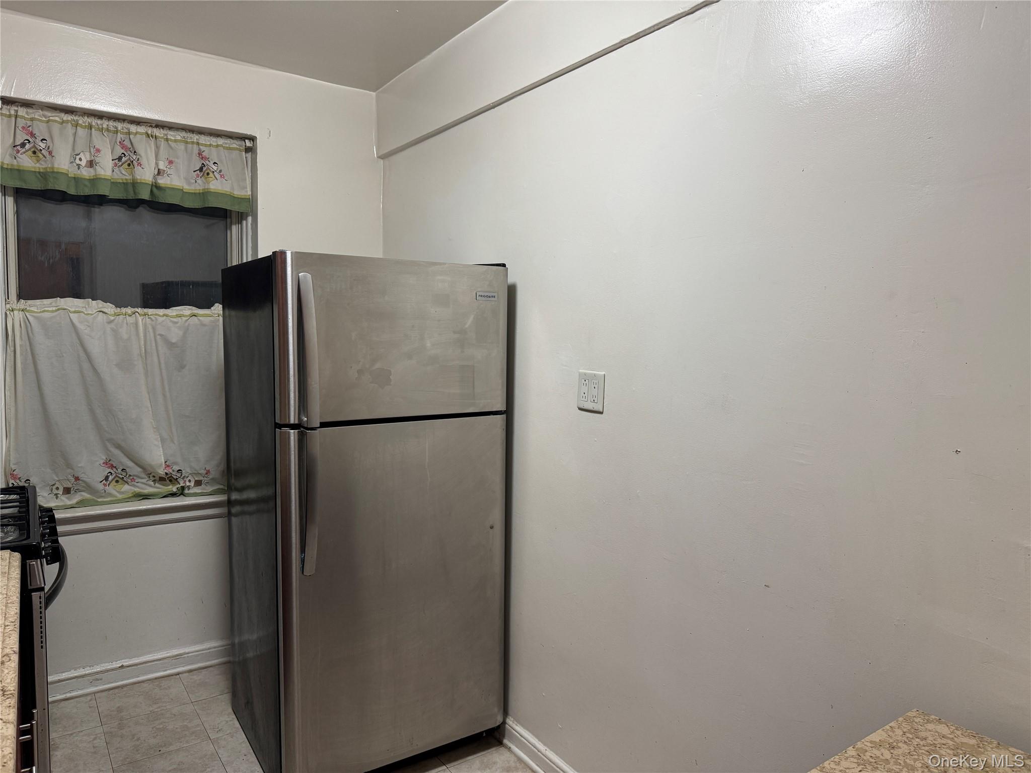 141-17 78 Rd # 1O, Kew Garden Hills, NY 11367