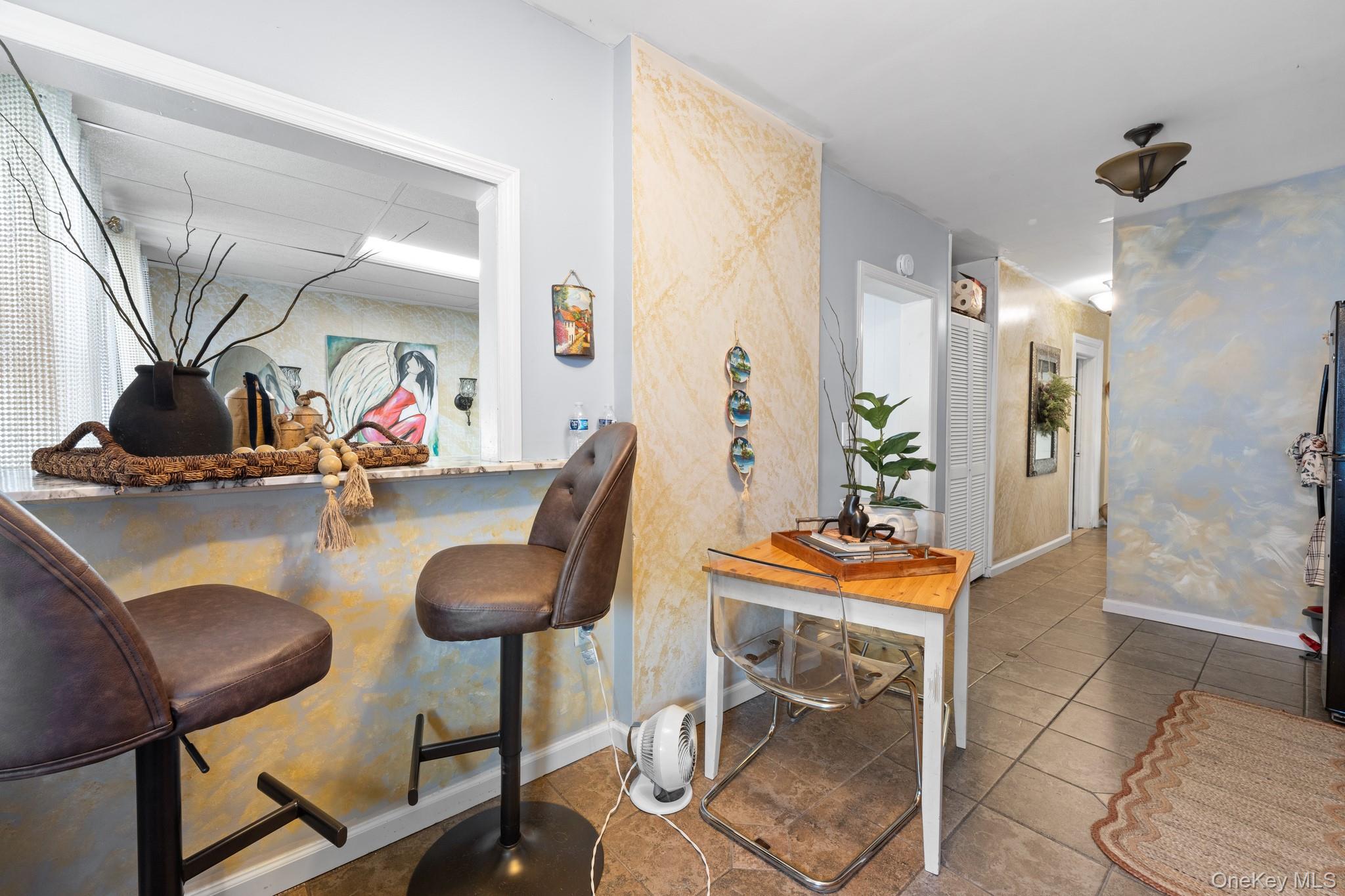 10439 90th Avenue, Richmond Hill, NY 11418