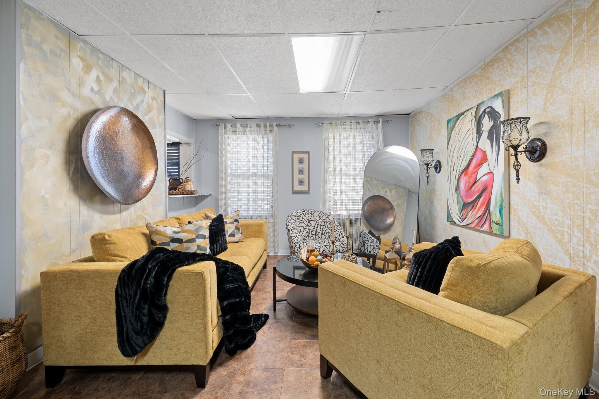 10439 90th Avenue, Richmond Hill, NY 11418