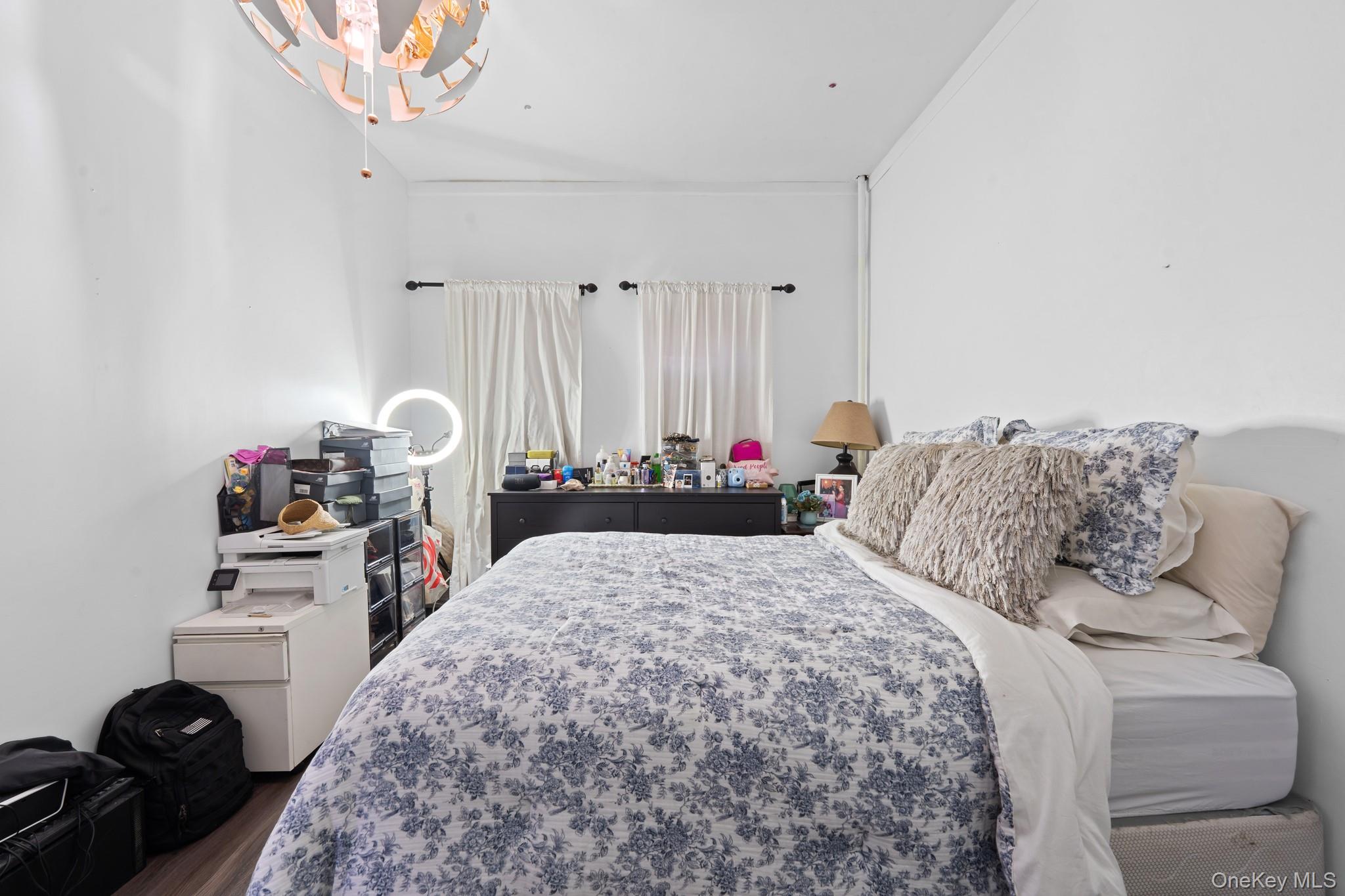 10439 90th Avenue, Richmond Hill, NY 11418