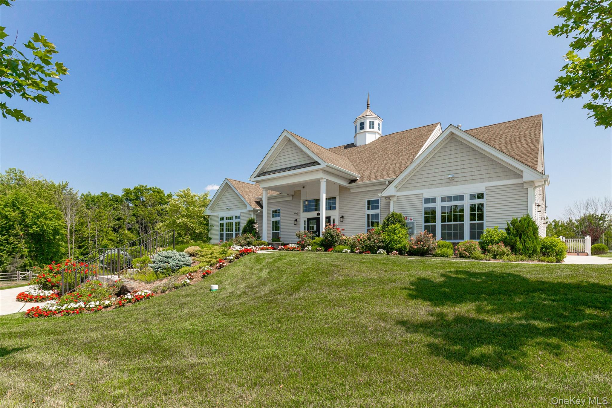 4 Avondale Lane, Wappingers Falls, NY 12590