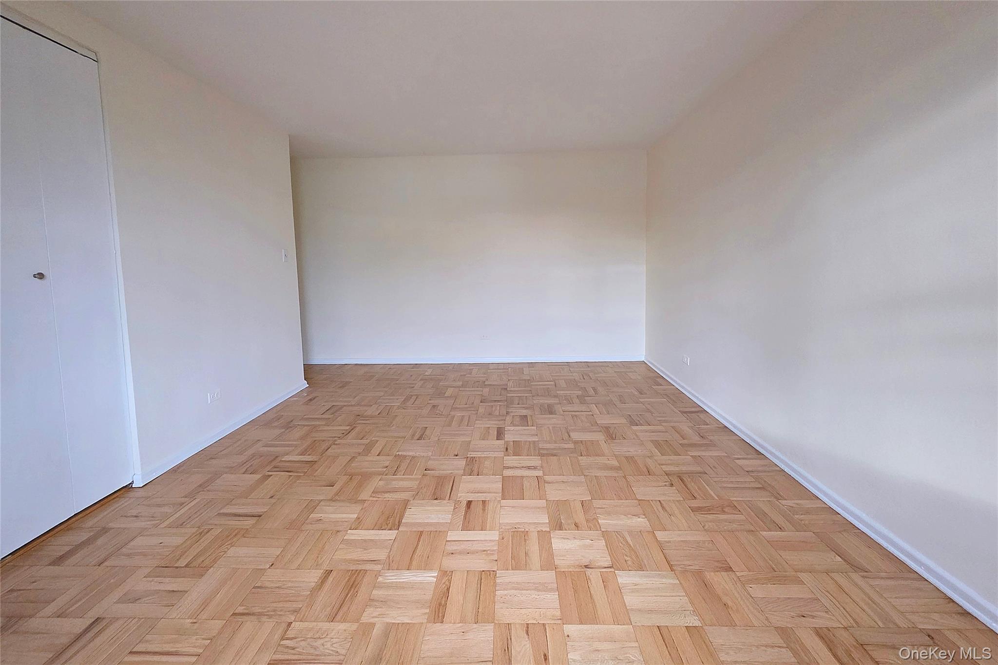 212-30 23rd Ave # 1H, Bayside, NY 11360