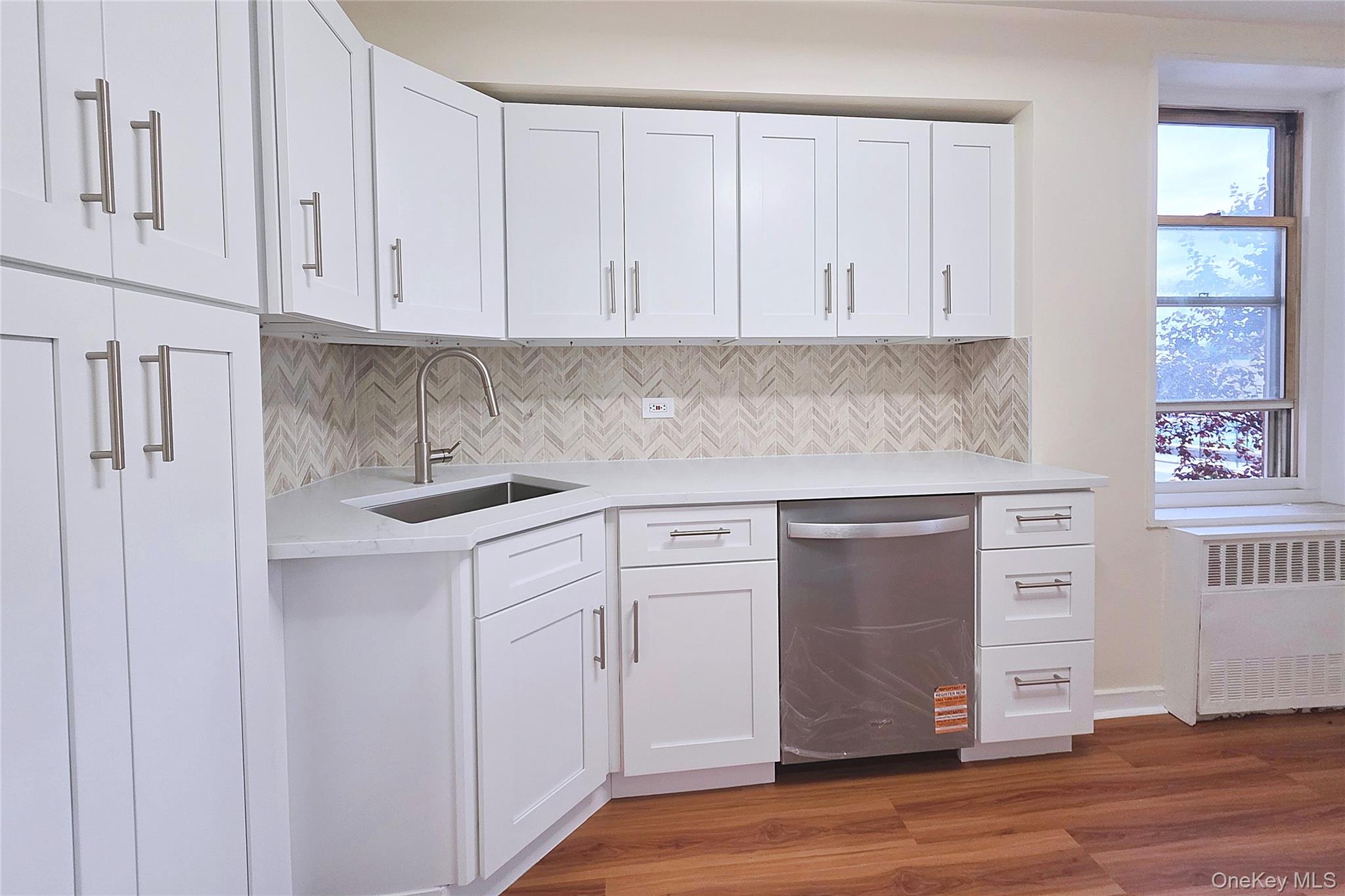 212-30 23rd Ave # 1H, Bayside, NY 11360