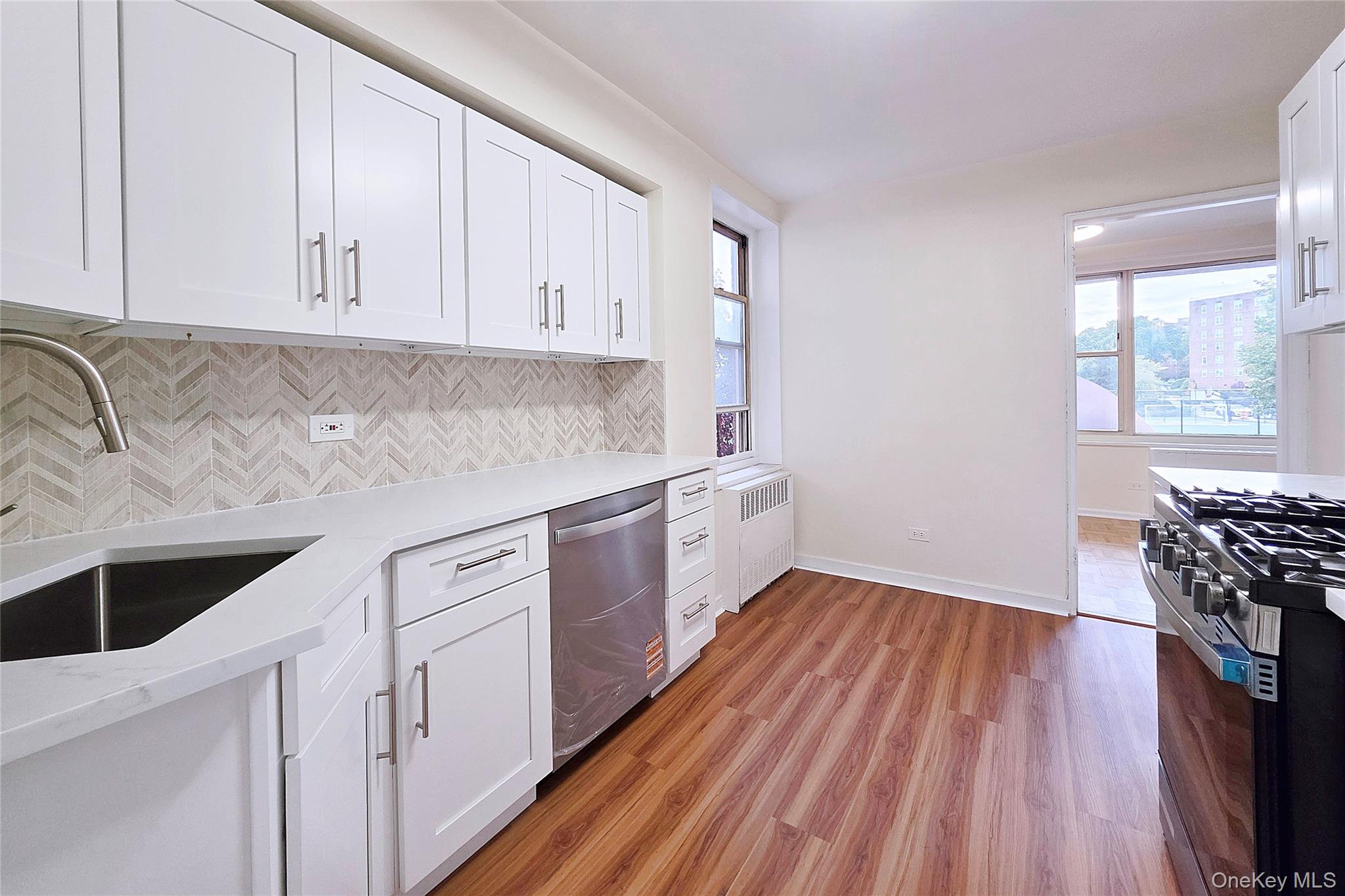 212-30 23rd Ave # 1H, Bayside, NY 11360