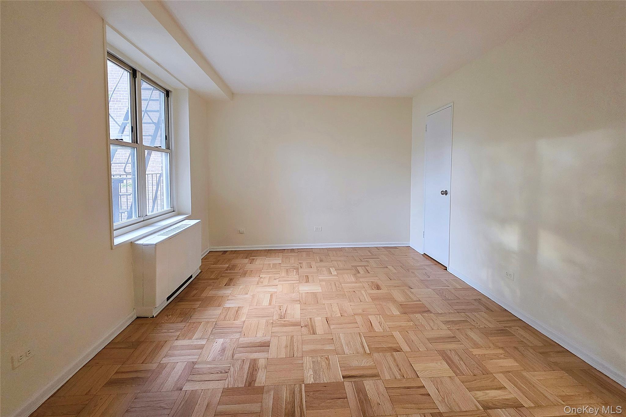 212-30 23rd Ave # 1H, Bayside, NY 11360