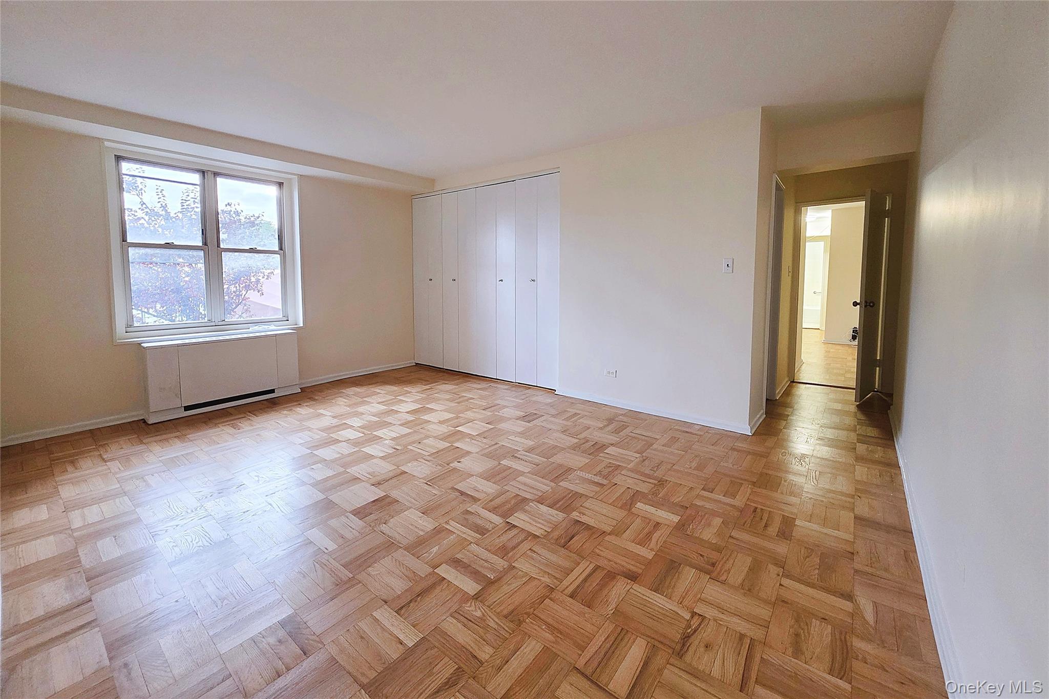 212-30 23rd Ave # 1H, Bayside, NY 11360