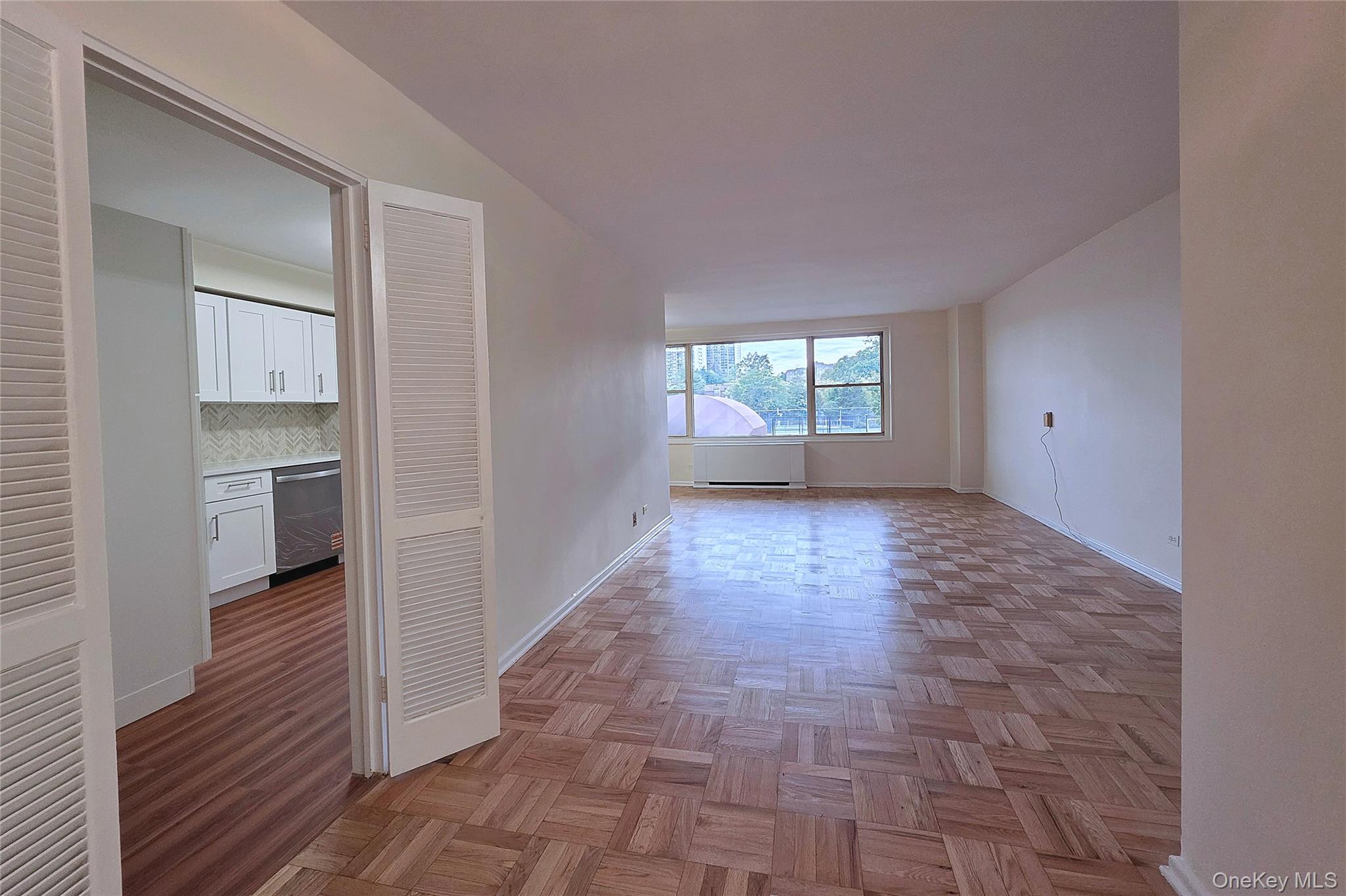 212-30 23rd Ave # 1H, Bayside, NY 11360