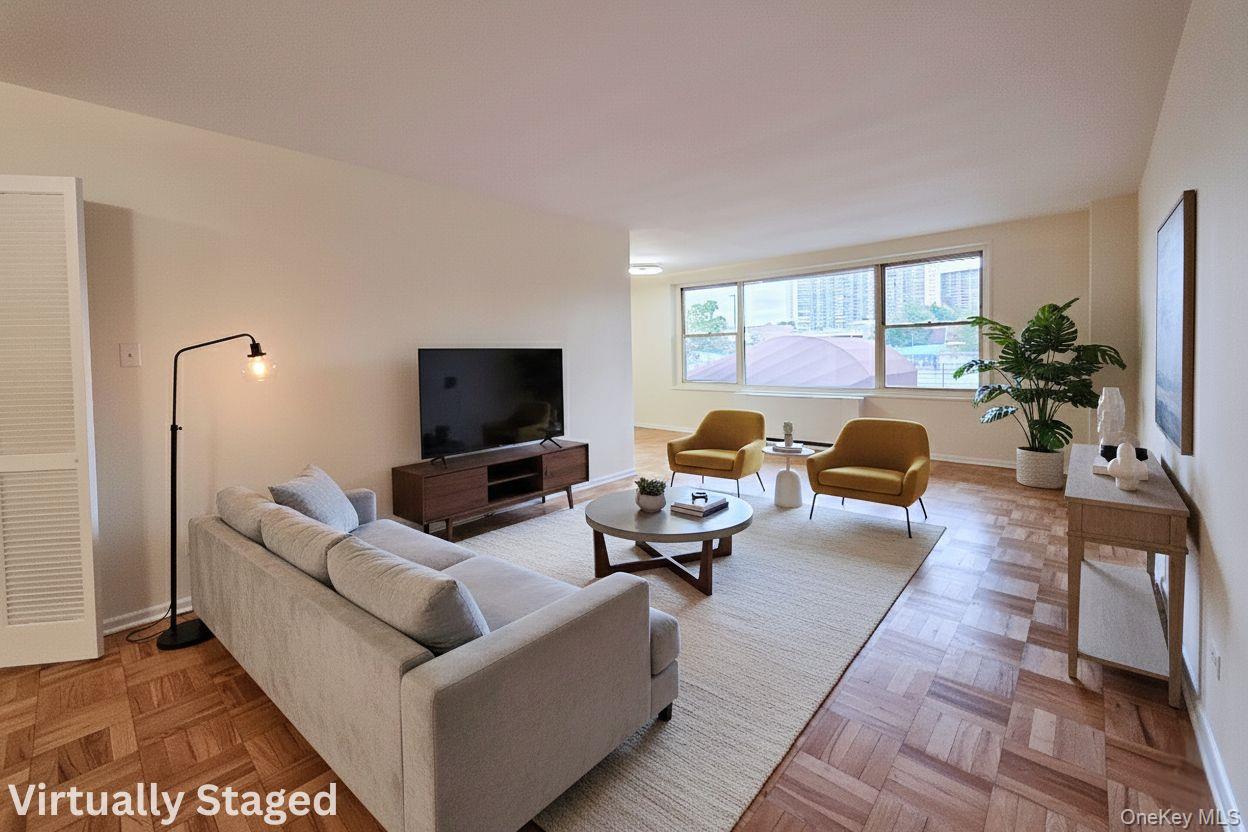 212-30 23rd Ave # 1H, Bayside, NY 11360