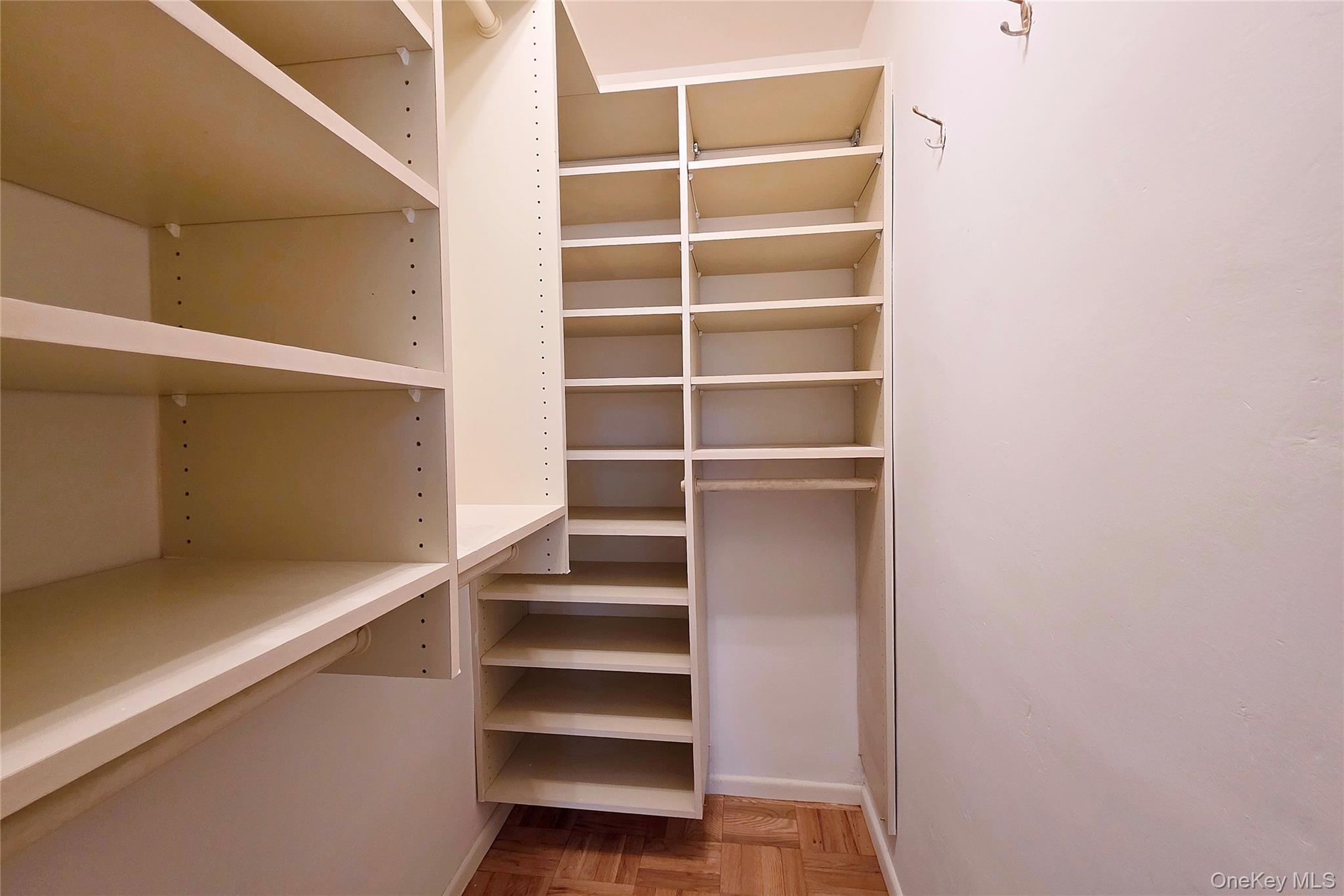 212-30 23rd Ave # 1H, Bayside, NY 11360