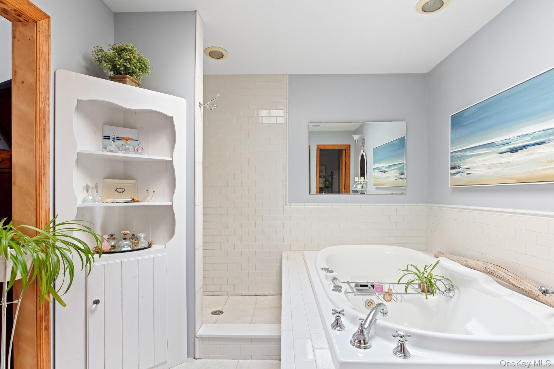 2 Sunset Road, Sag Harbor, NY 11963