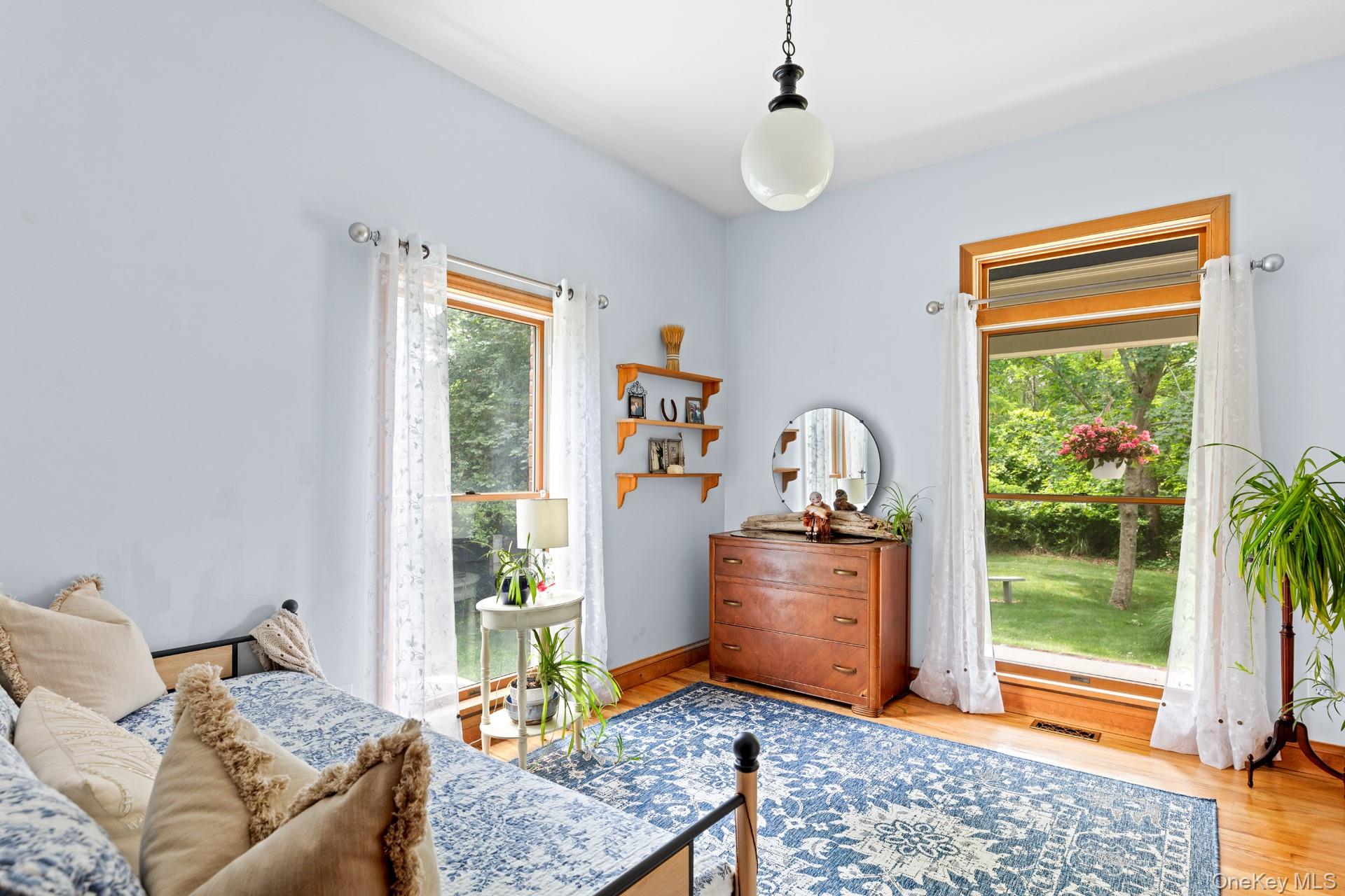 2 Sunset Road, Sag Harbor, NY 11963