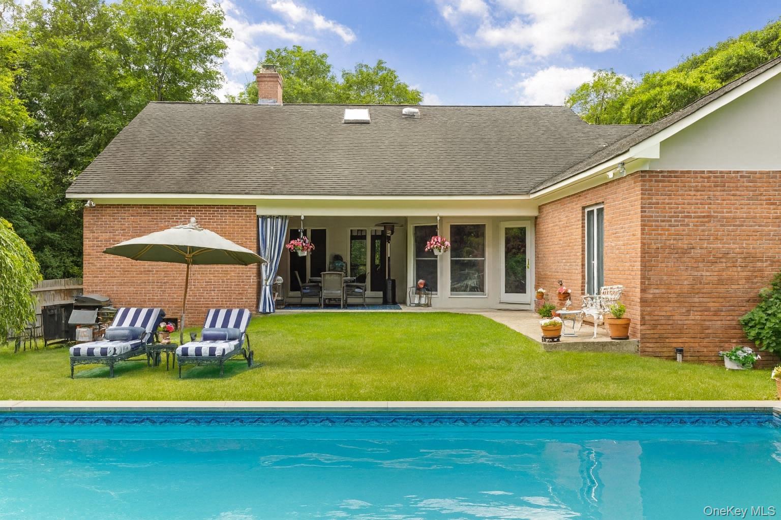 2 Sunset Road, Sag Harbor, NY 11963