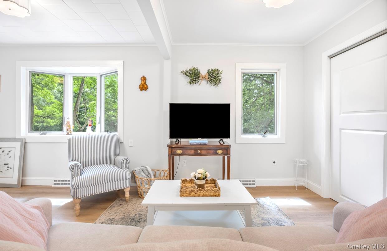 164 Maple Road, Wading River, NY 11792