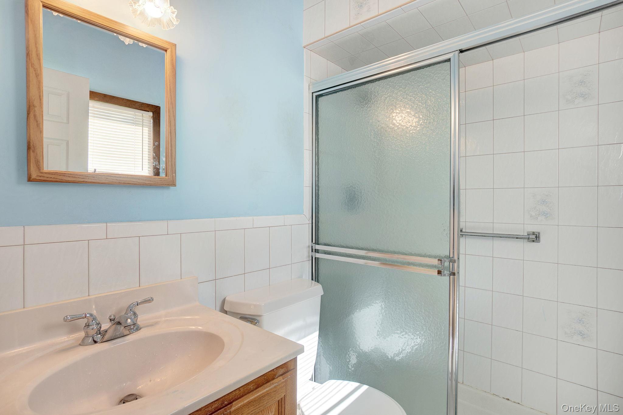 58 Lehigh Lane, Hicksville, NY 11801