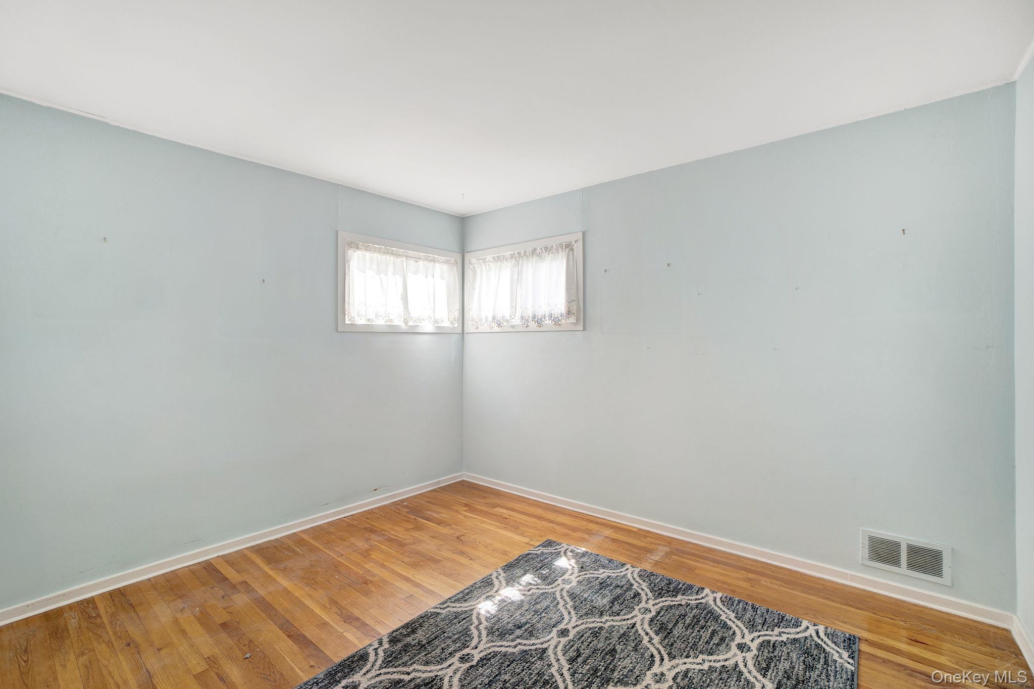 58 Lehigh Lane, Hicksville, NY 11801