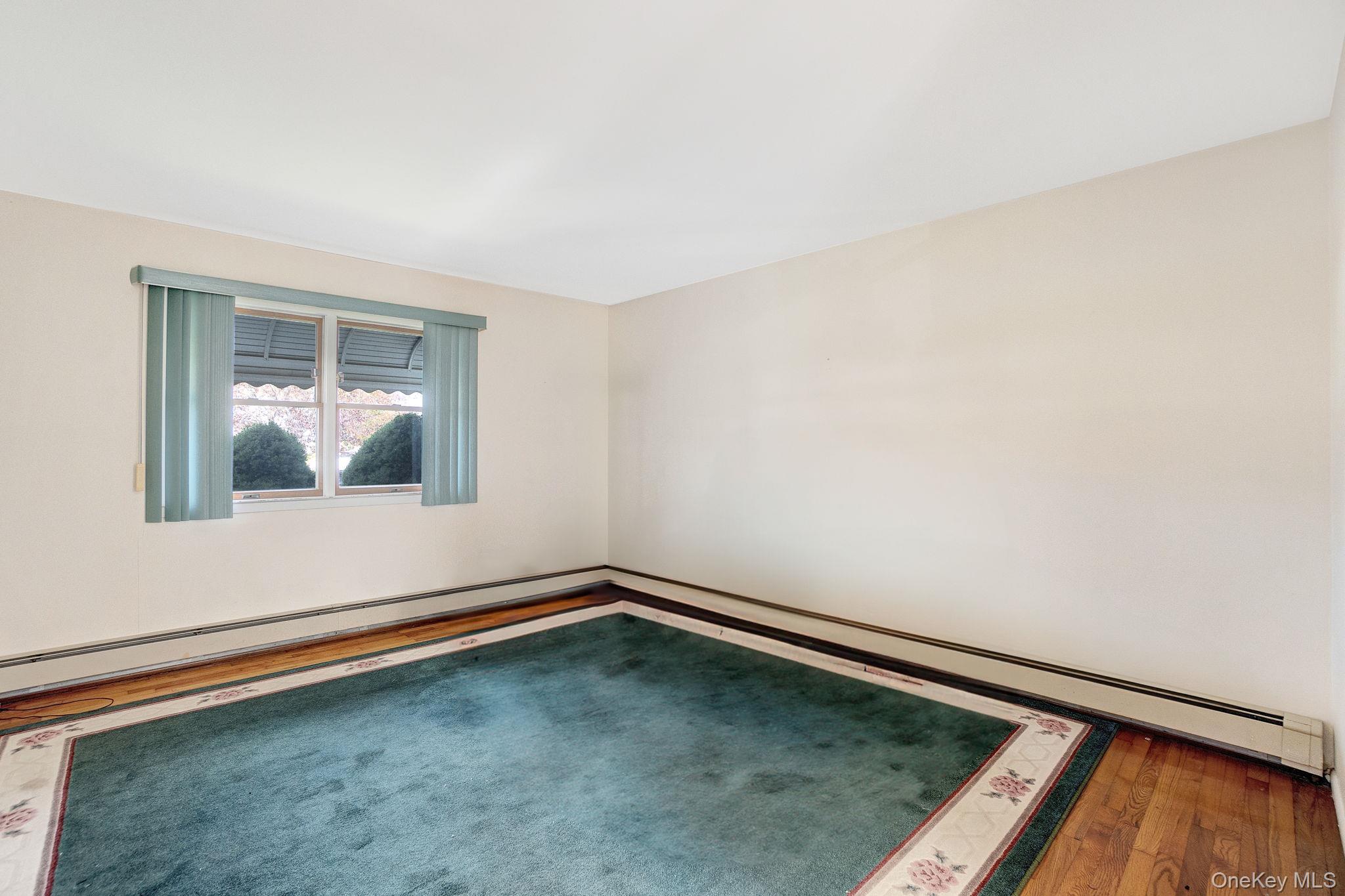 58 Lehigh Lane, Hicksville, NY 11801