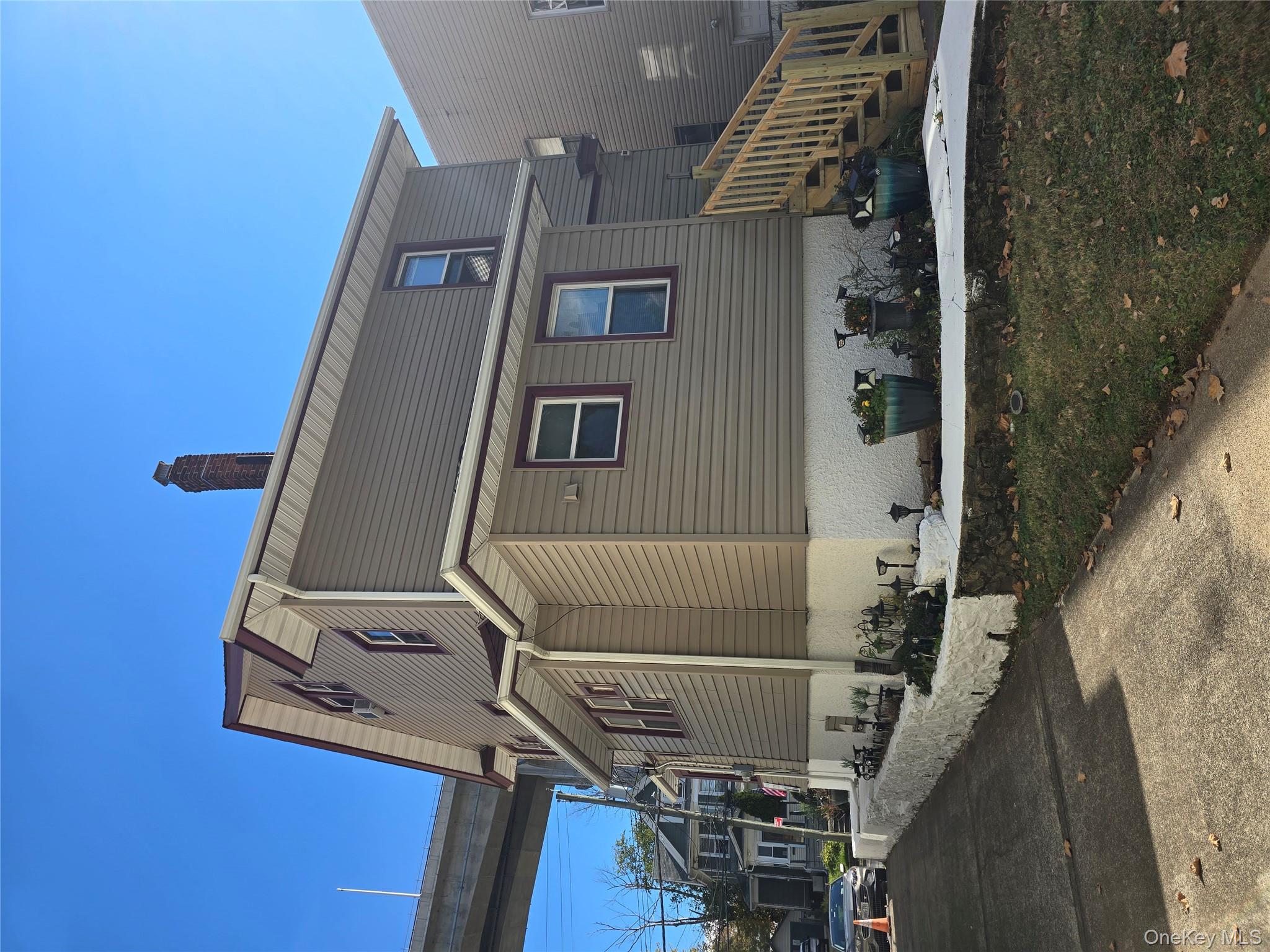 28 morningstar Road, Staten Island, NY 10303