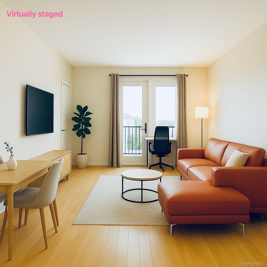 13950 35 Avenue # 4, Flushing, NY 11354