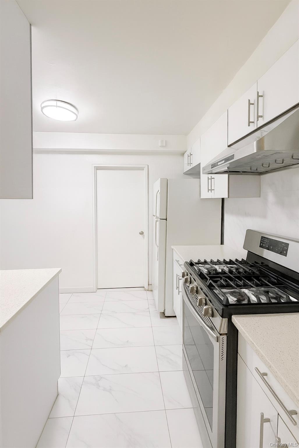 13950 35 Avenue # 4, Flushing, NY 11354