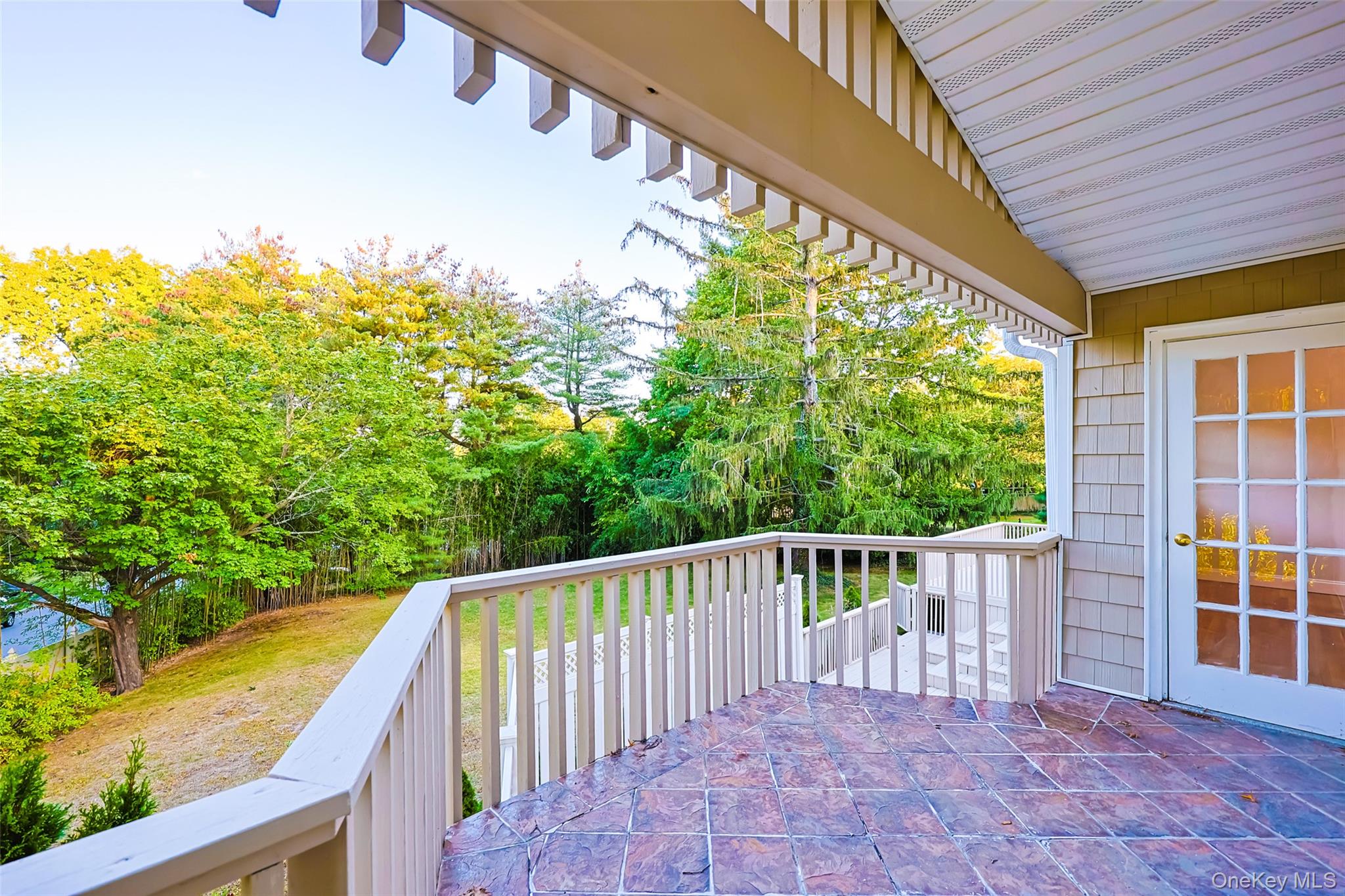 36 Red Spring Lane, Glen Cove, NY 11542