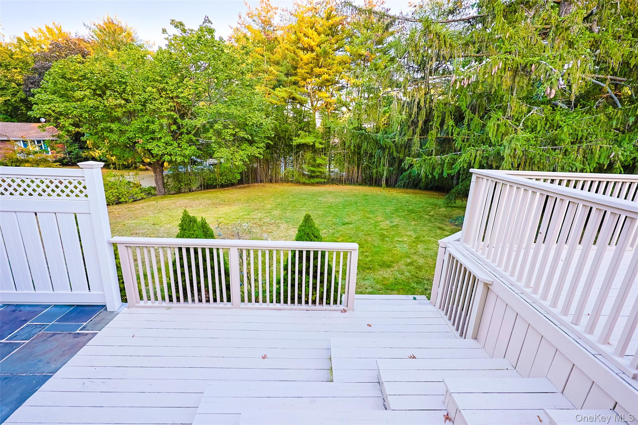 36 Red Spring Lane, Glen Cove, NY 11542