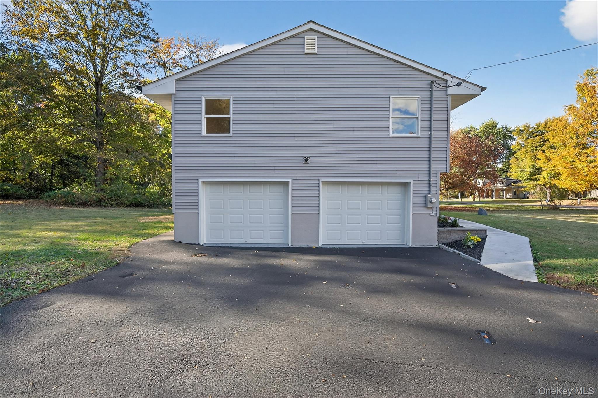 6 Pamal Lane, New Paltz, NY 12561