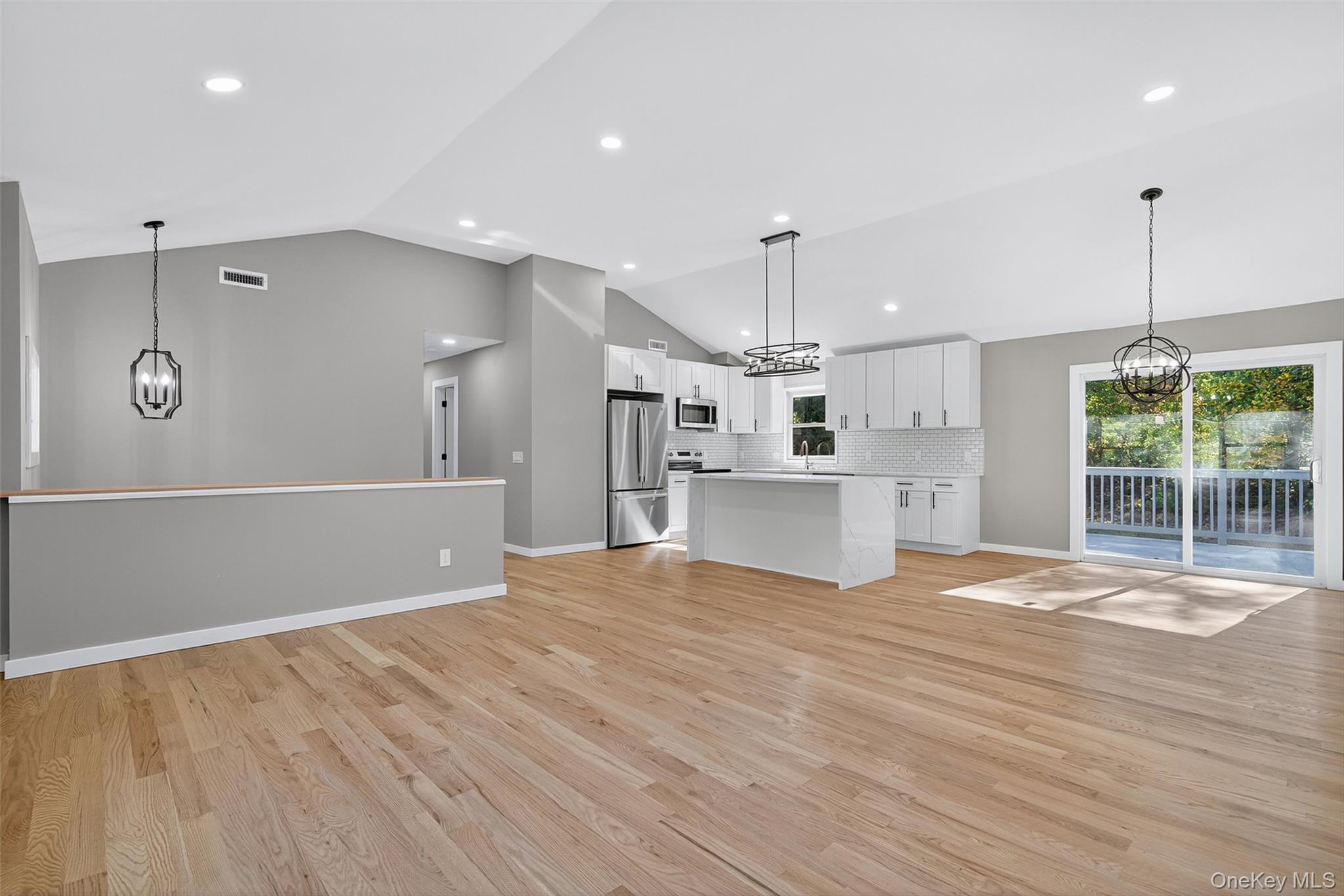 6 Pamal Lane, New Paltz, NY 12561