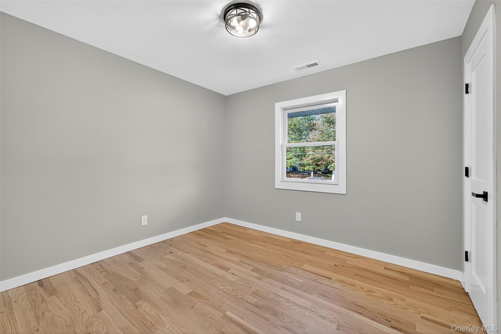 6 Pamal Lane, New Paltz, NY 12561